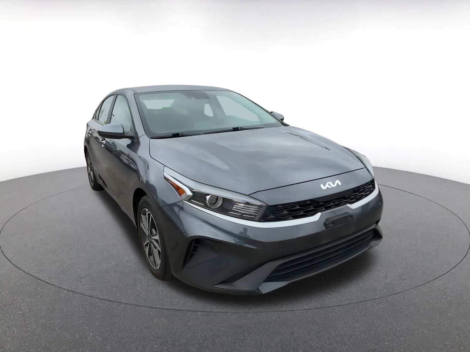 2024 Kia Forte LXS 3