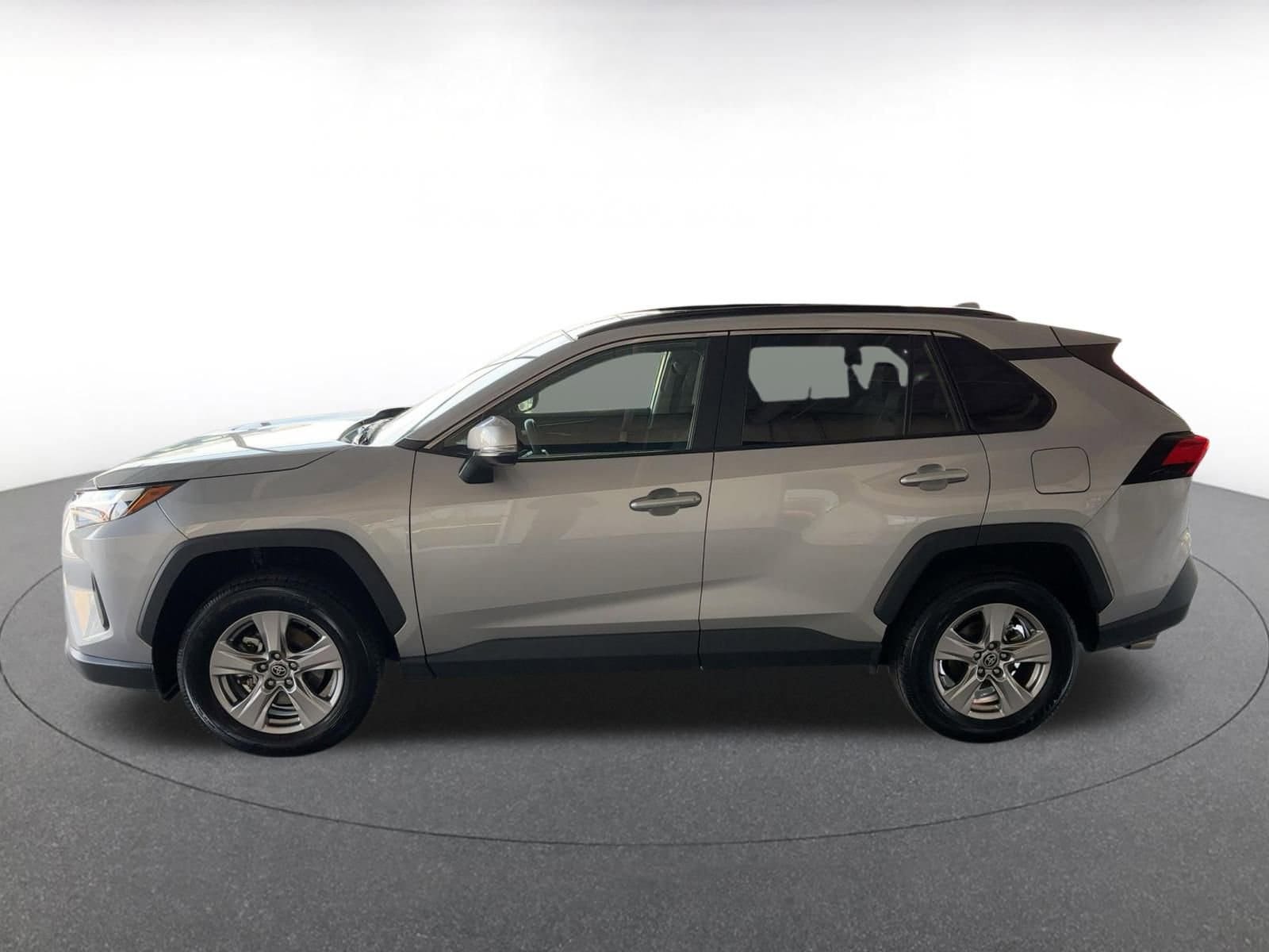 Thumbnail: 2025 Toyota RAV4 - 10