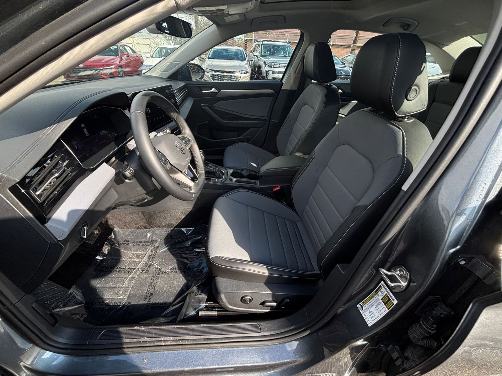 Thumbnail: 2025 Volkswagen Jetta - 27