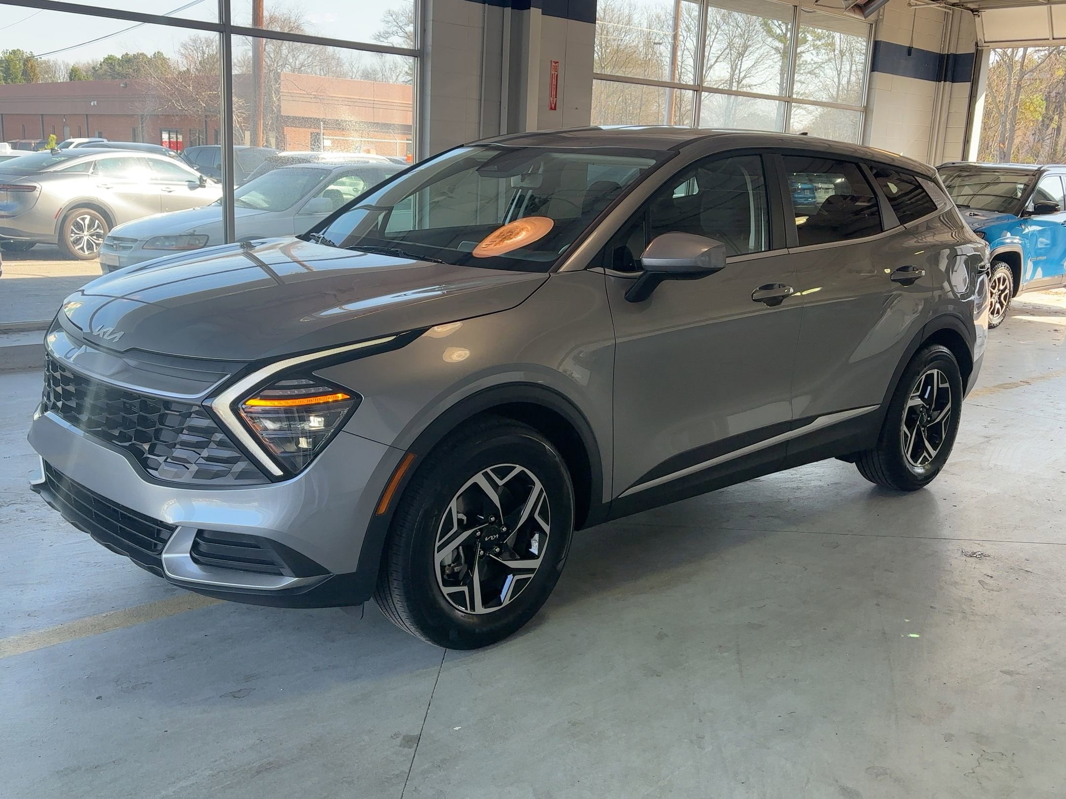 Thumbnail: 2025 Kia Sportage - 3