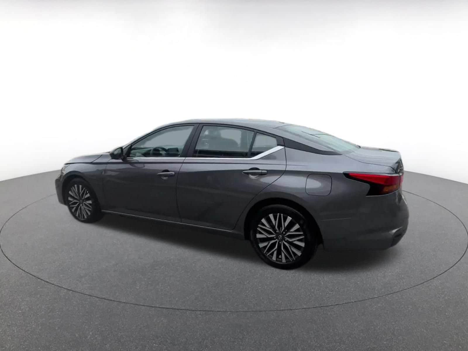 Thumbnail: 2026 Nissan Altima - 9