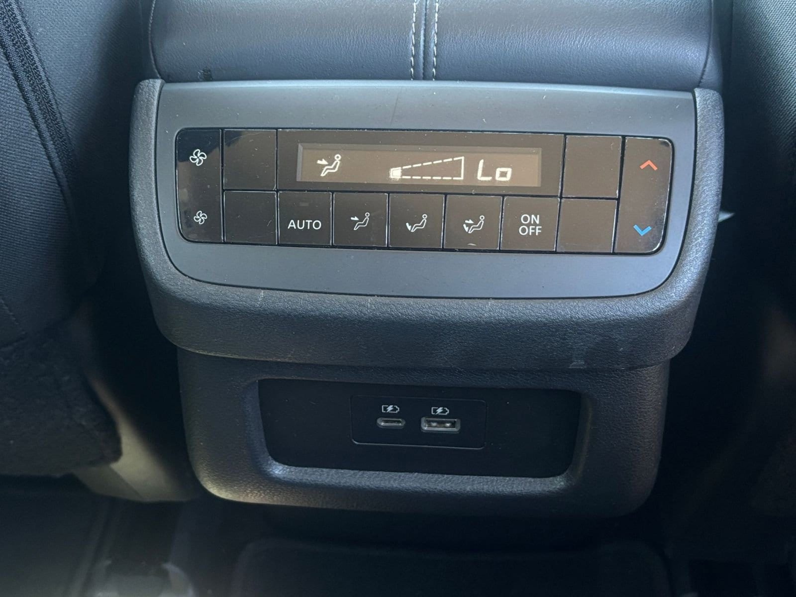 Thumbnail: 2025 Nissan Pathfinder - 25