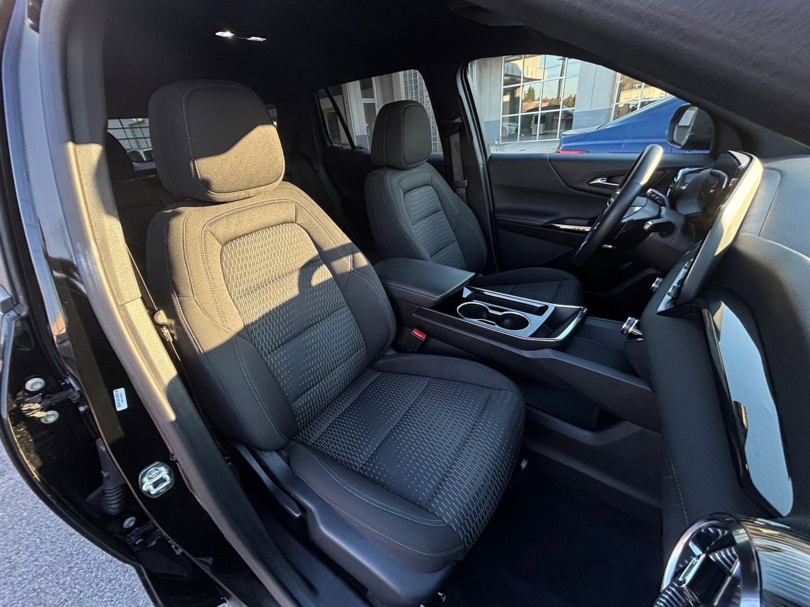 Thumbnail: 2025 Chevrolet Equinox - 35