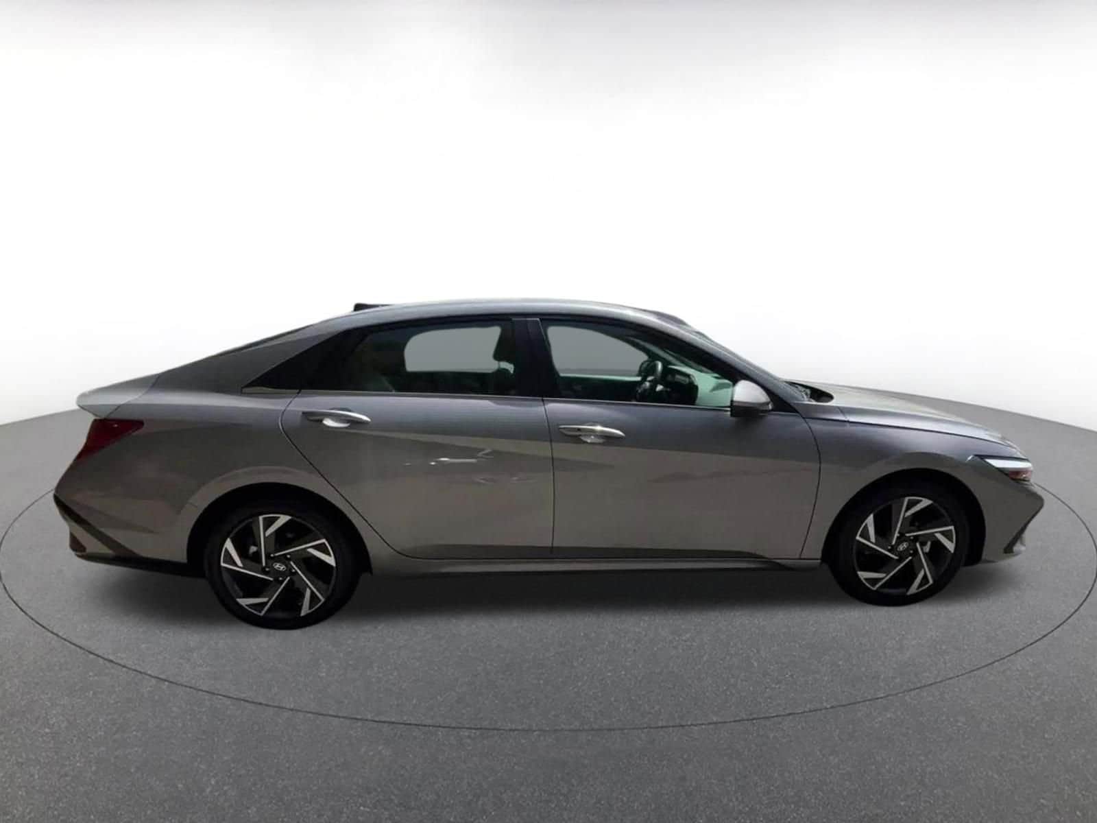 Thumbnail: 2025 Hyundai Elantra - 16