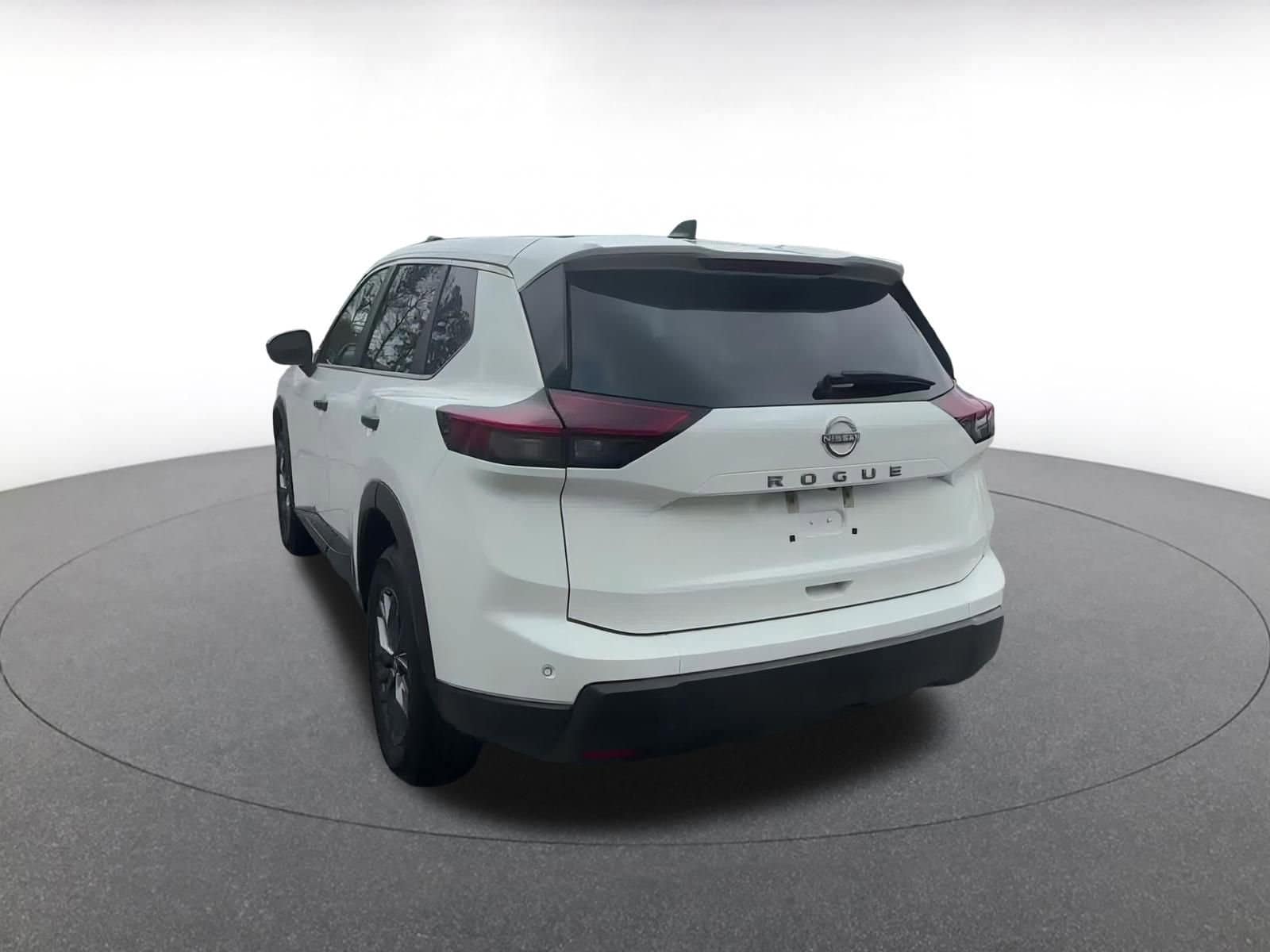 2024 Nissan Rogue S 11