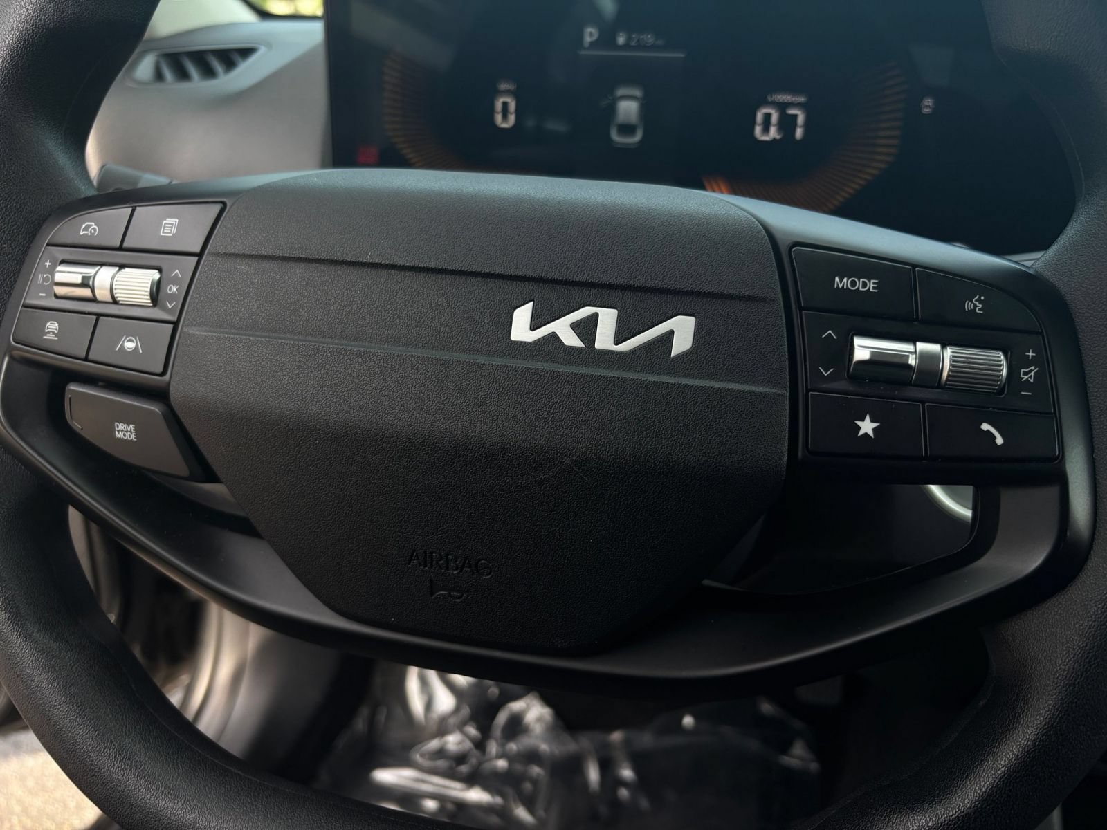 Thumbnail: 2025 Kia K4 - 28