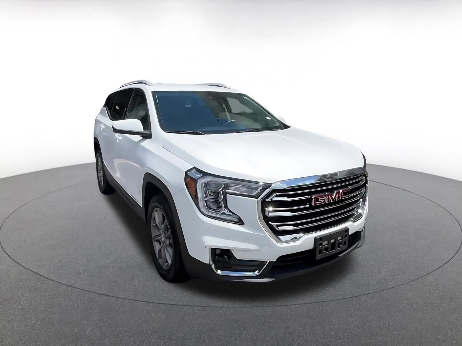 Thumbnail: 2024 GMC Terrain - 3
