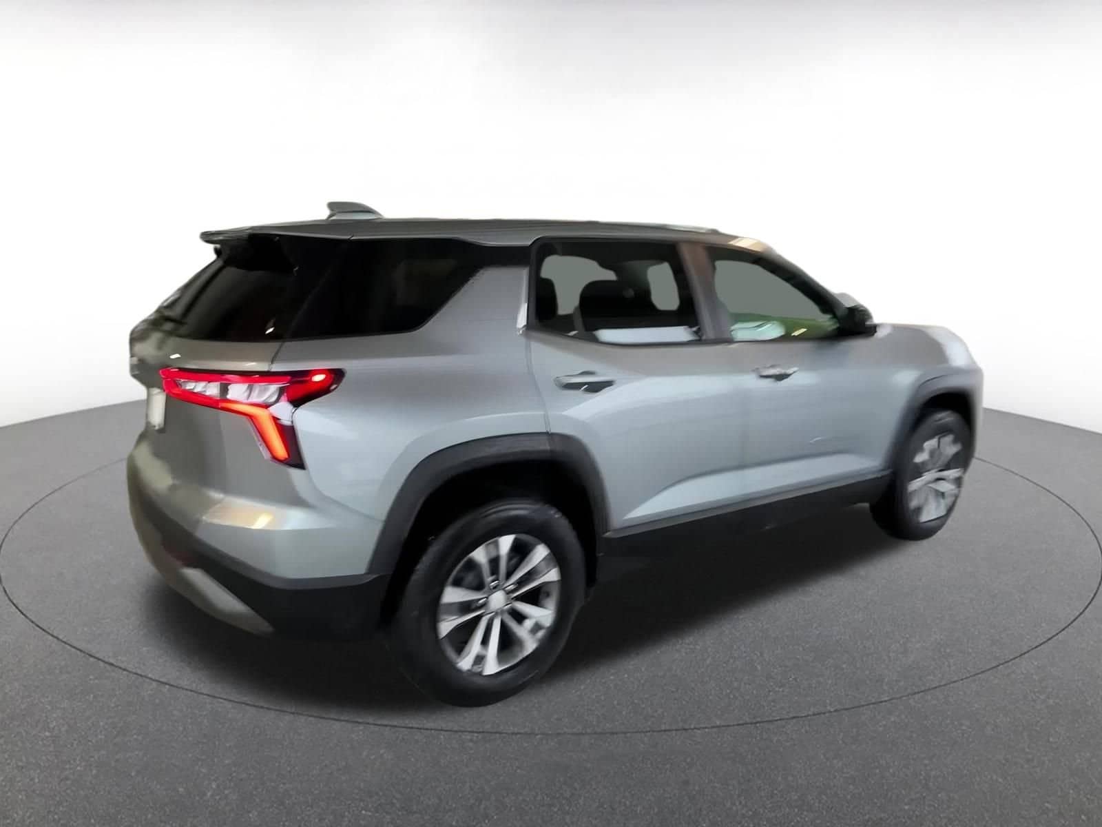 Thumbnail: 2025 Chevrolet Equinox - 15