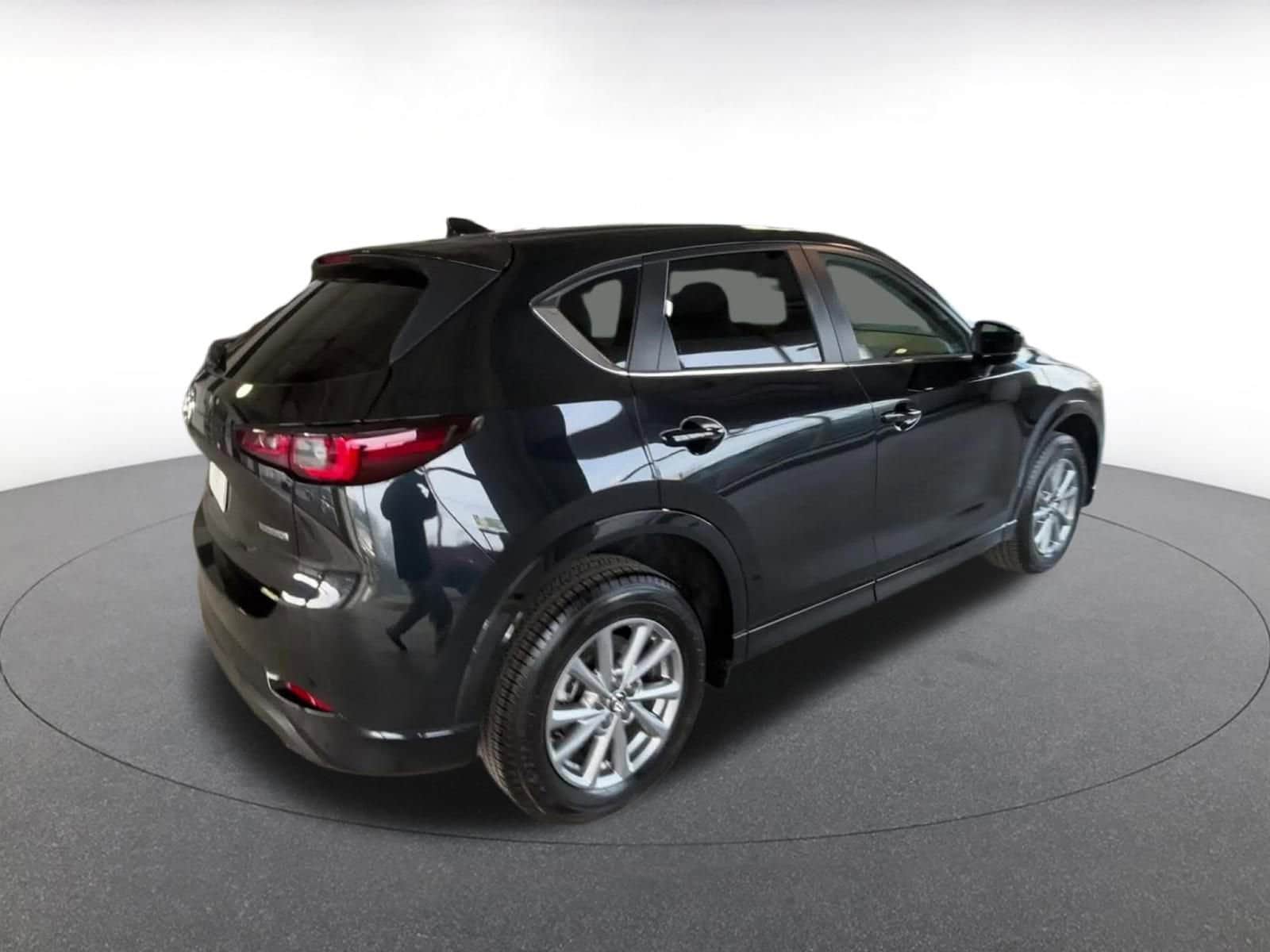 Thumbnail: 2025 Chevrolet Trax - 15