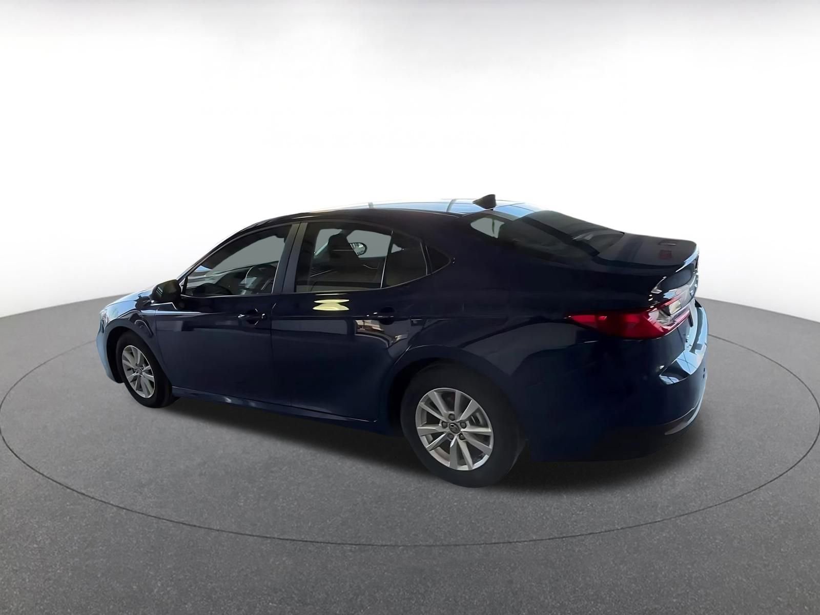 Thumbnail: 2025 Toyota Camry - 12