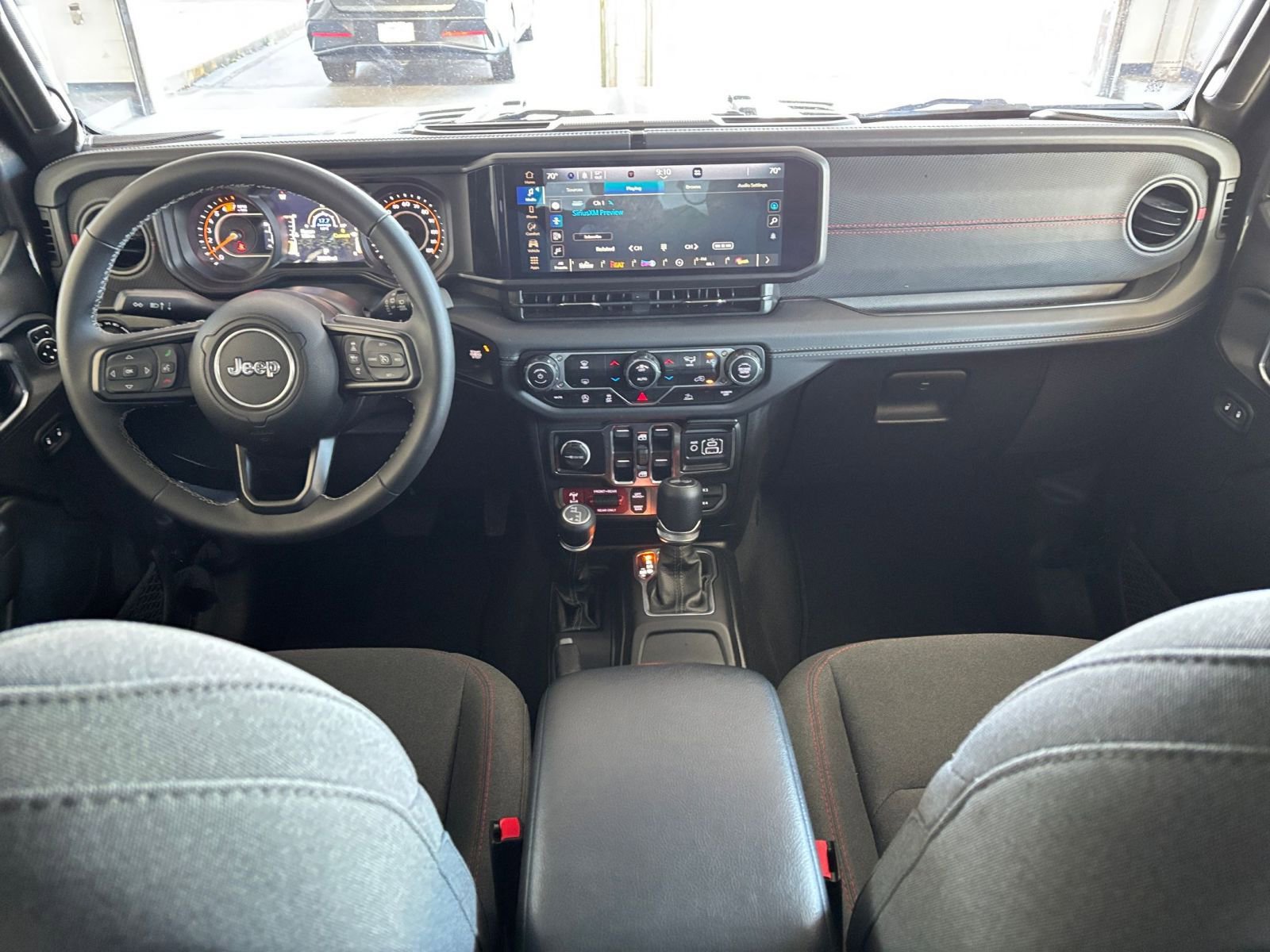 Thumbnail: 2025 Jeep Wrangler - 34