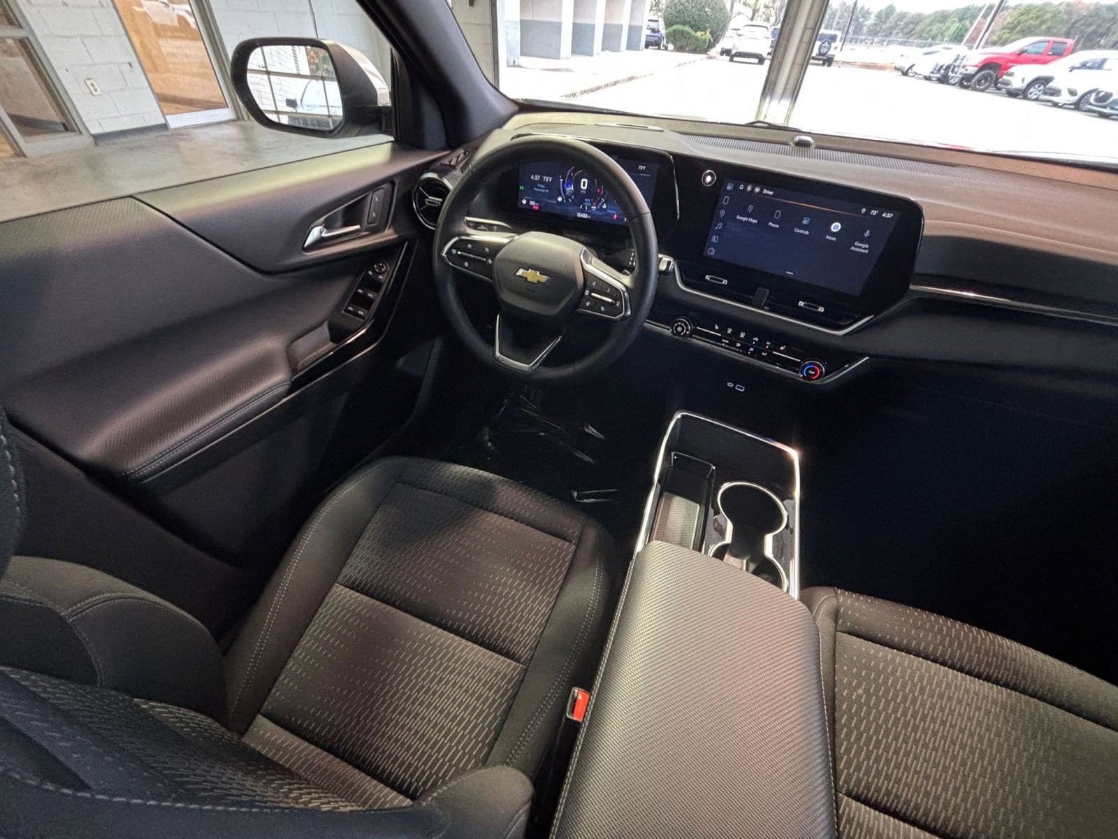 Thumbnail: 2025 Chevrolet Equinox - 33