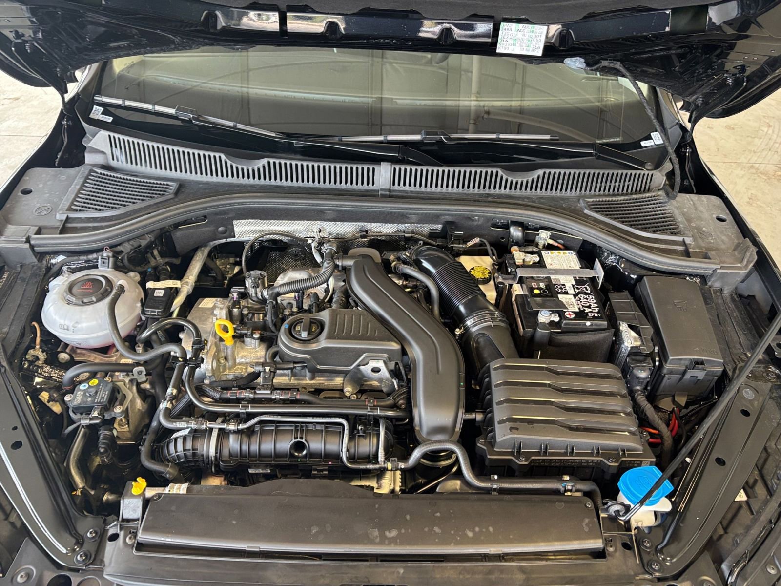 Thumbnail: 2025 Volkswagen Jetta - 31