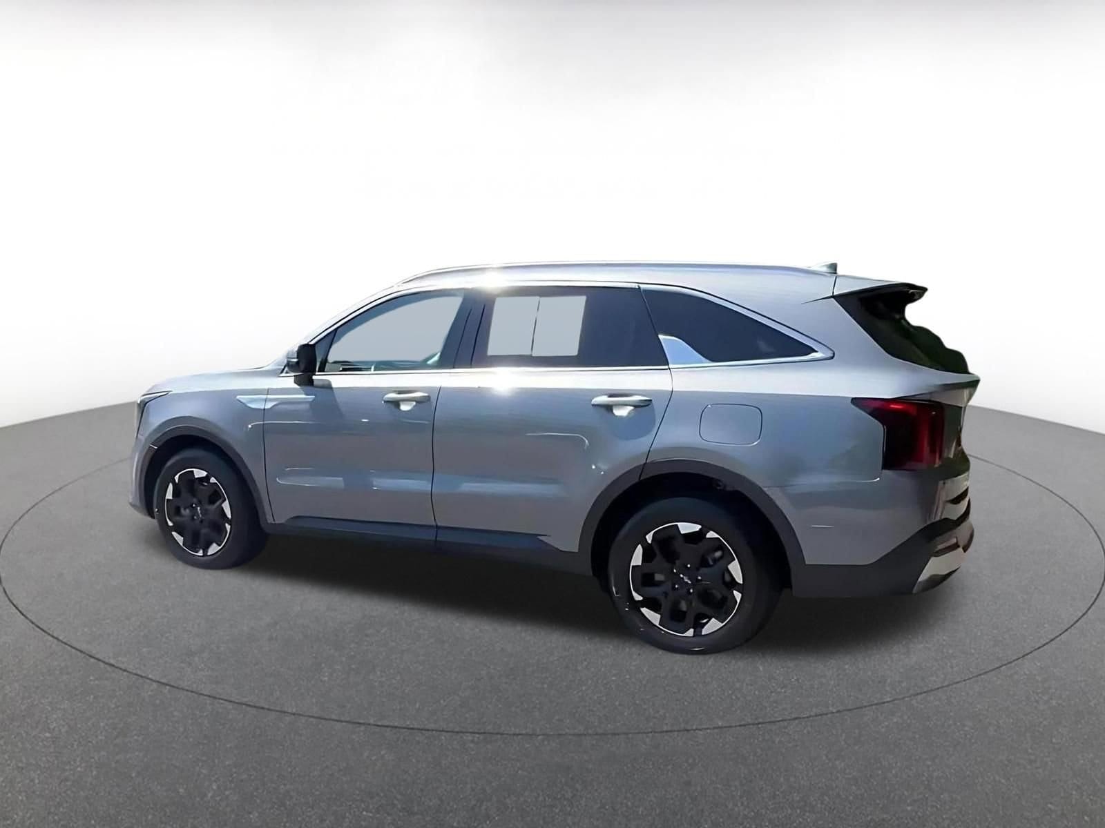 Thumbnail: 2024 Kia Sorento - 11