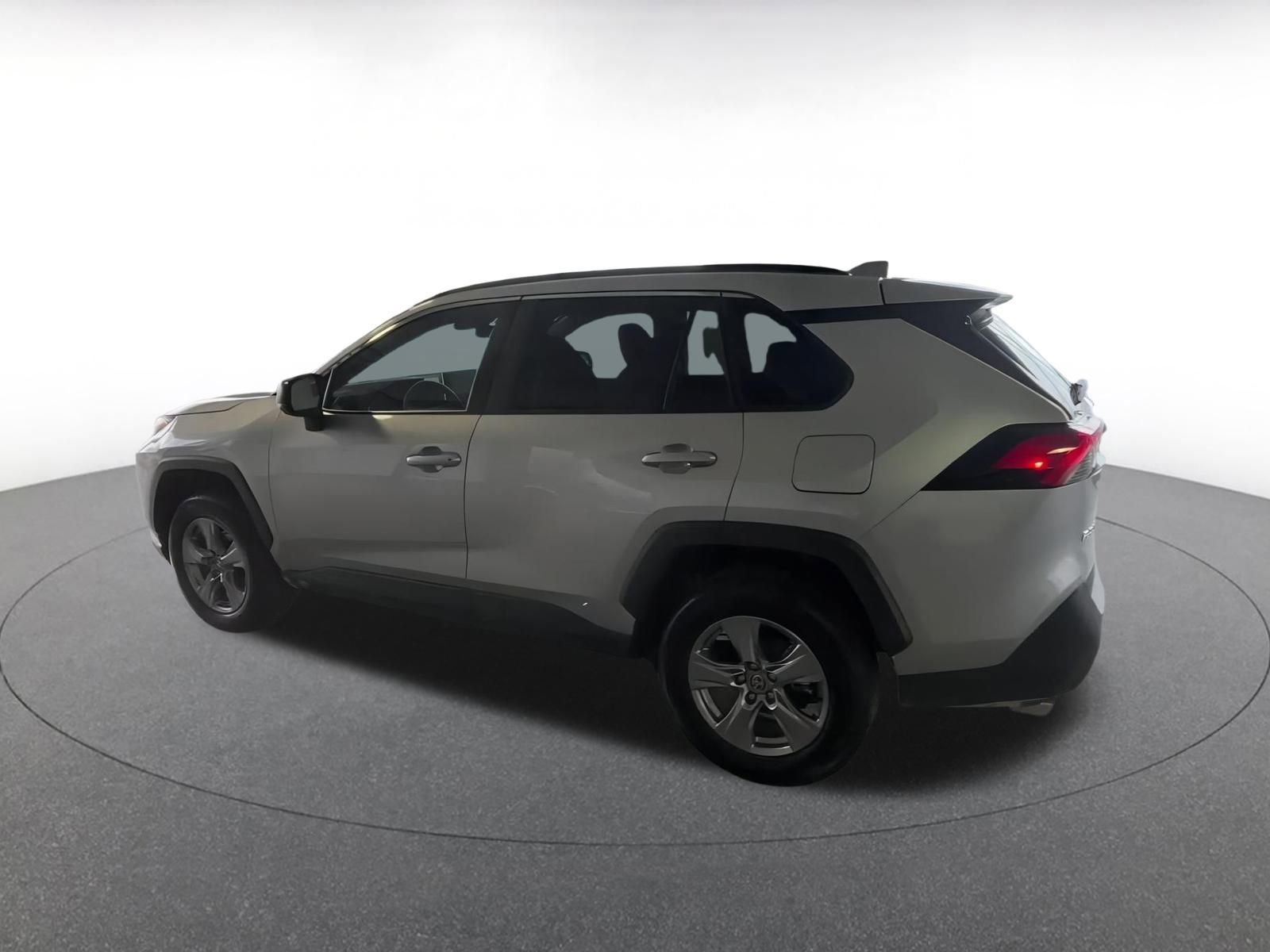 Thumbnail: 2025 Toyota RAV4 - 10