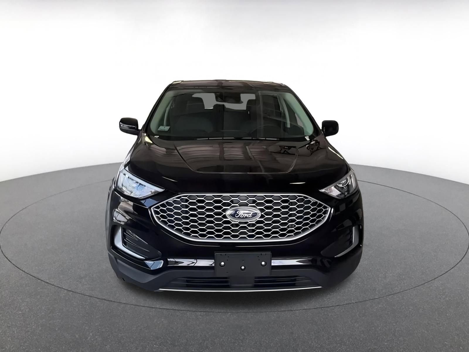 Thumbnail: 2024 Ford Edge - 5