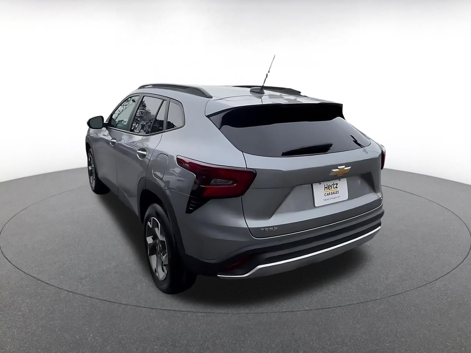 Thumbnail: 2025 Chevrolet Trax - 17