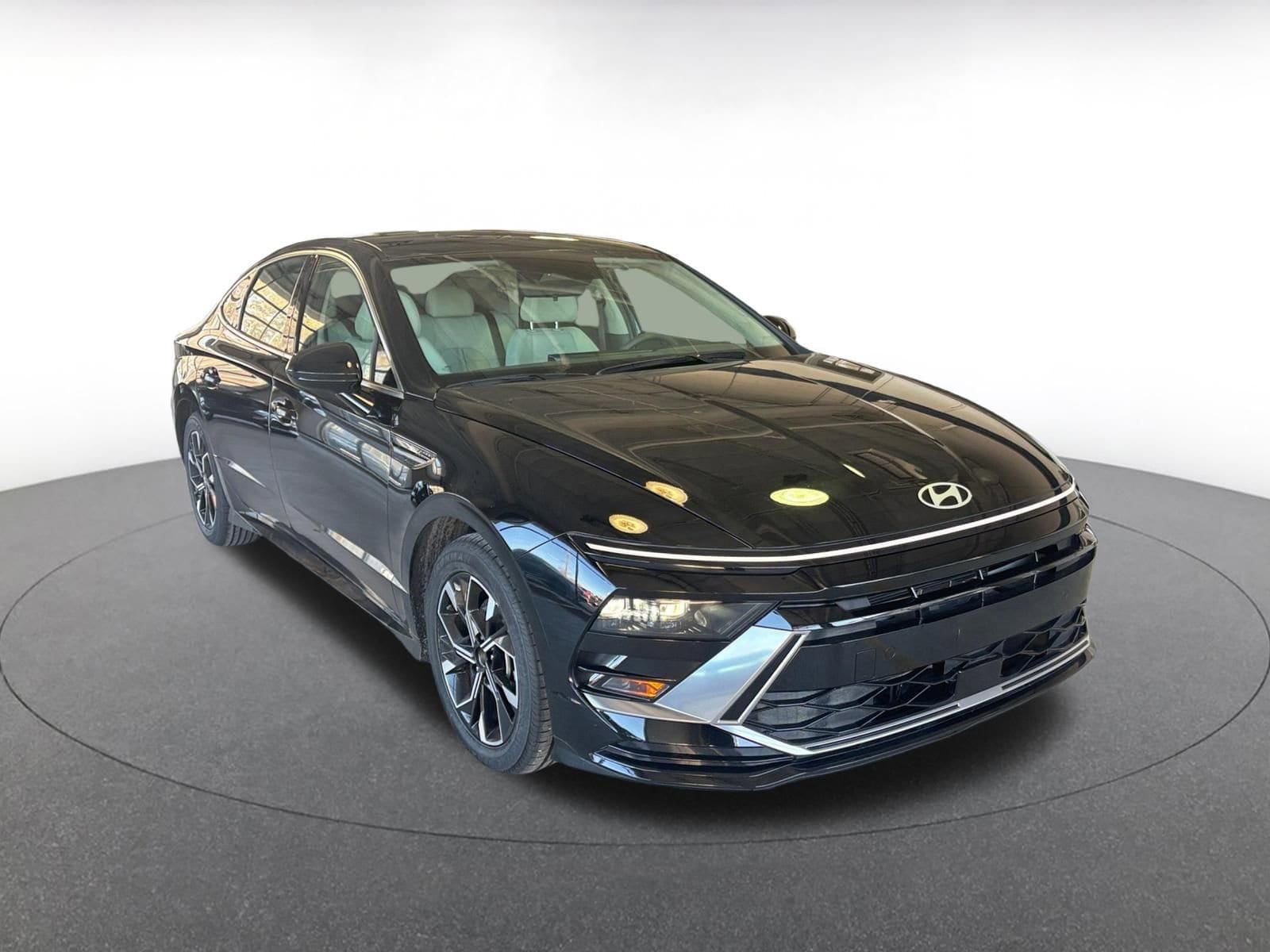 Thumbnail: 2025 Hyundai Sonata - 1