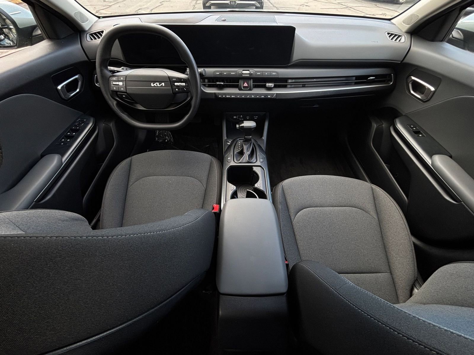 Thumbnail: 2025 Kia K4 - 32