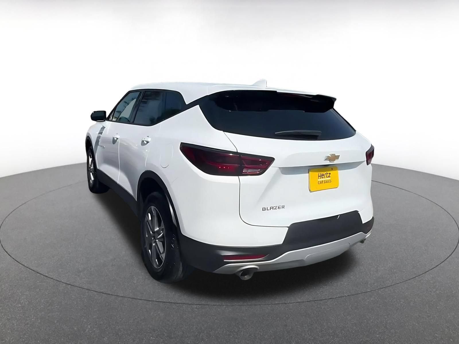 Thumbnail: 2026 Chevrolet Blazer - 10