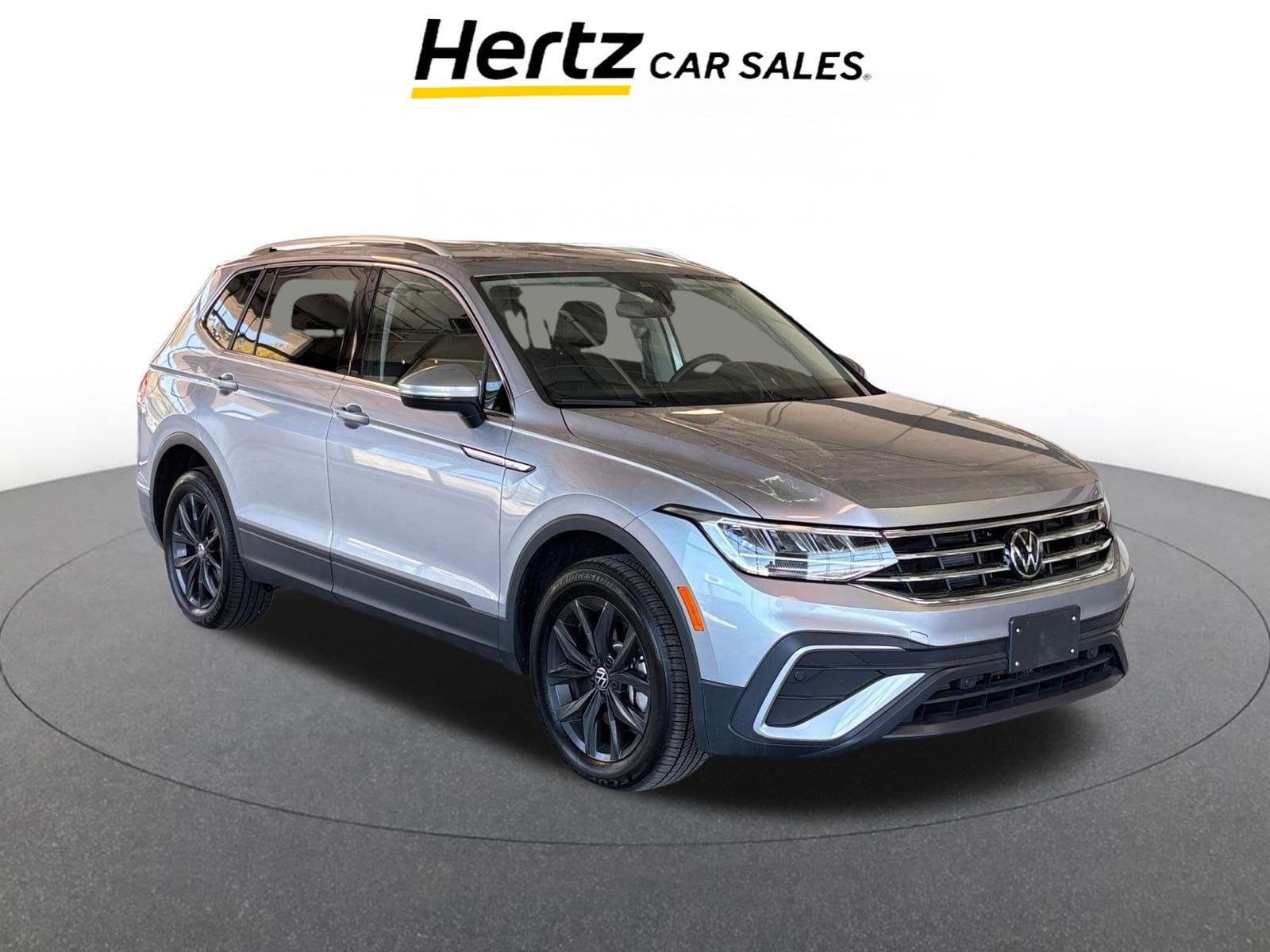 2024 Volkswagen Tiguan 2.0T Hero Image