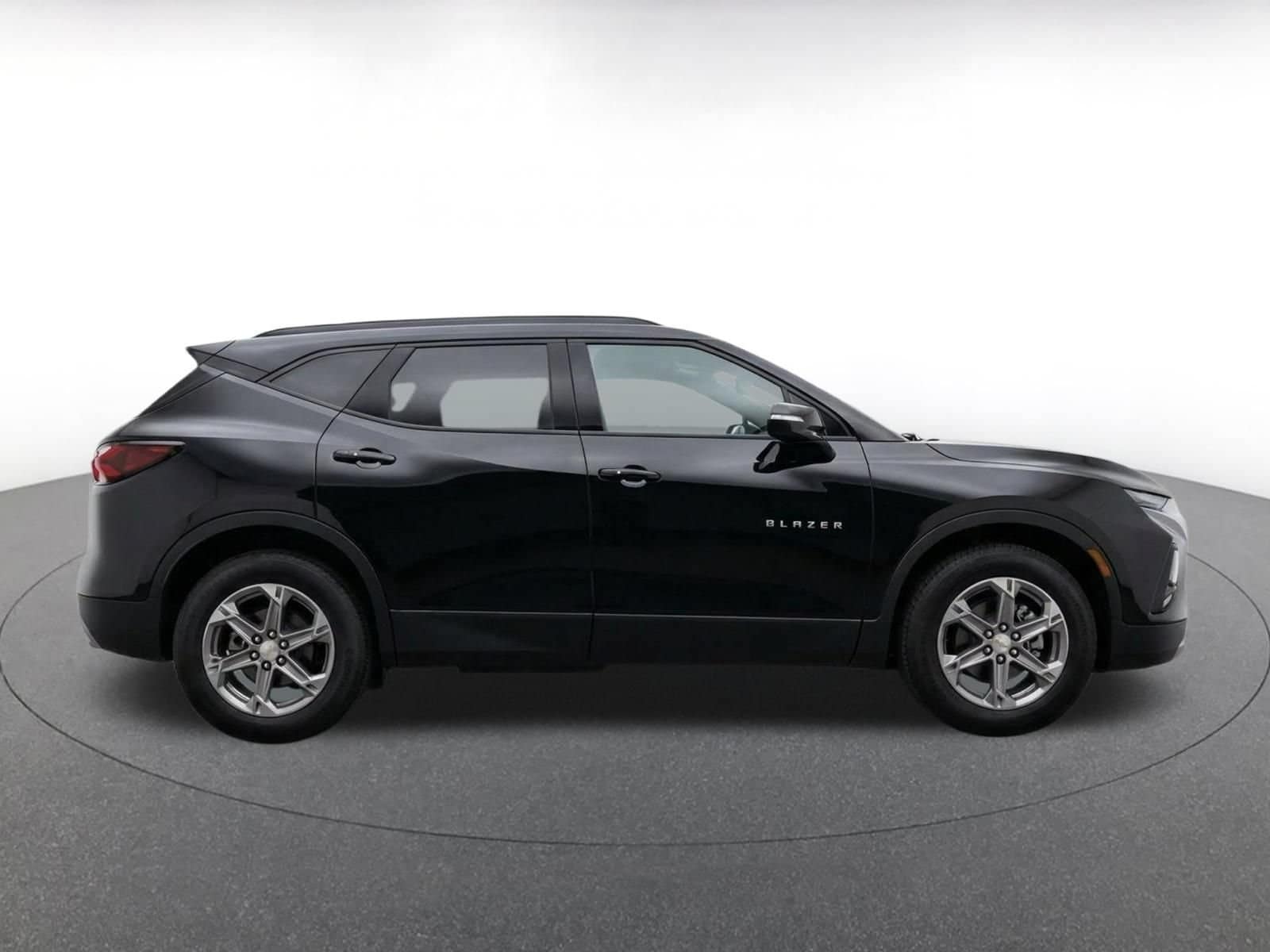 Thumbnail: 2025 Chevrolet Blazer - 10