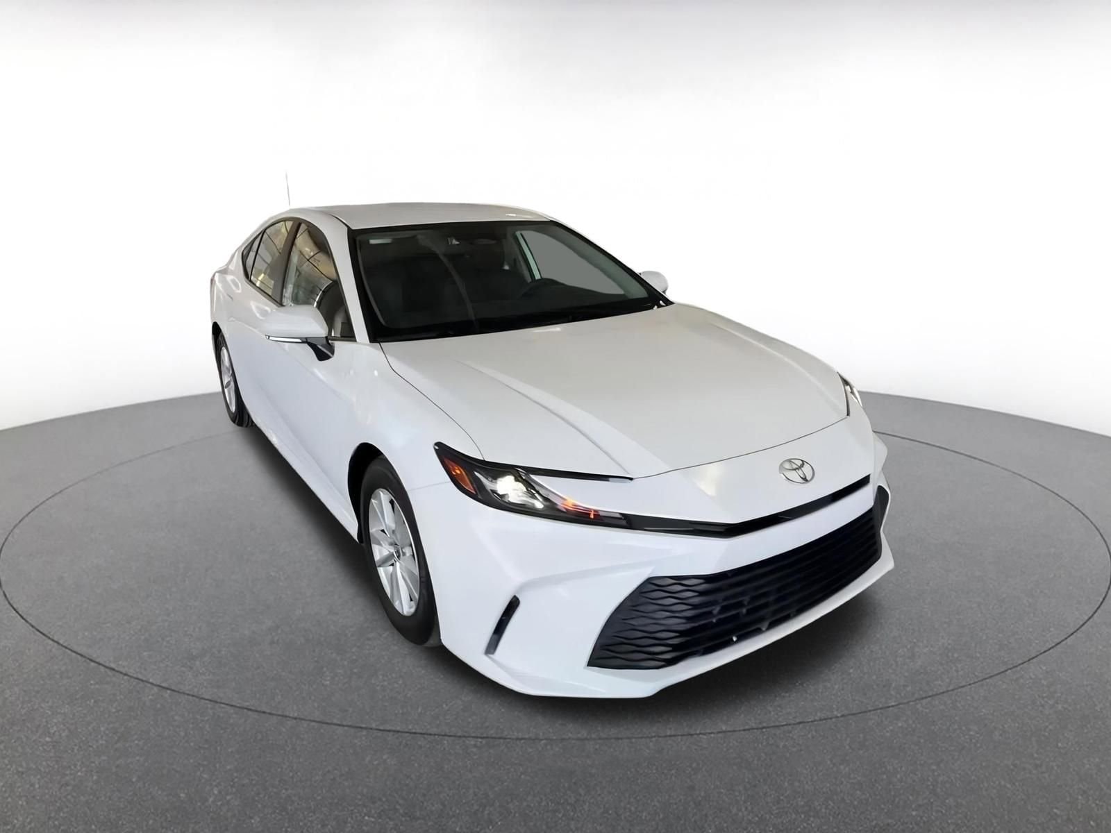 Thumbnail: 2025 Toyota Camry - 3