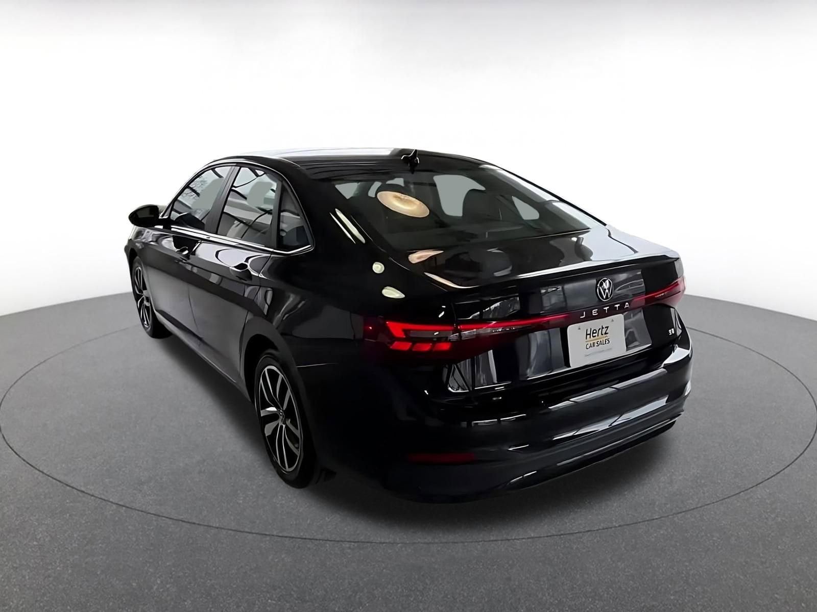 Thumbnail: 2025 Volkswagen Jetta - 11