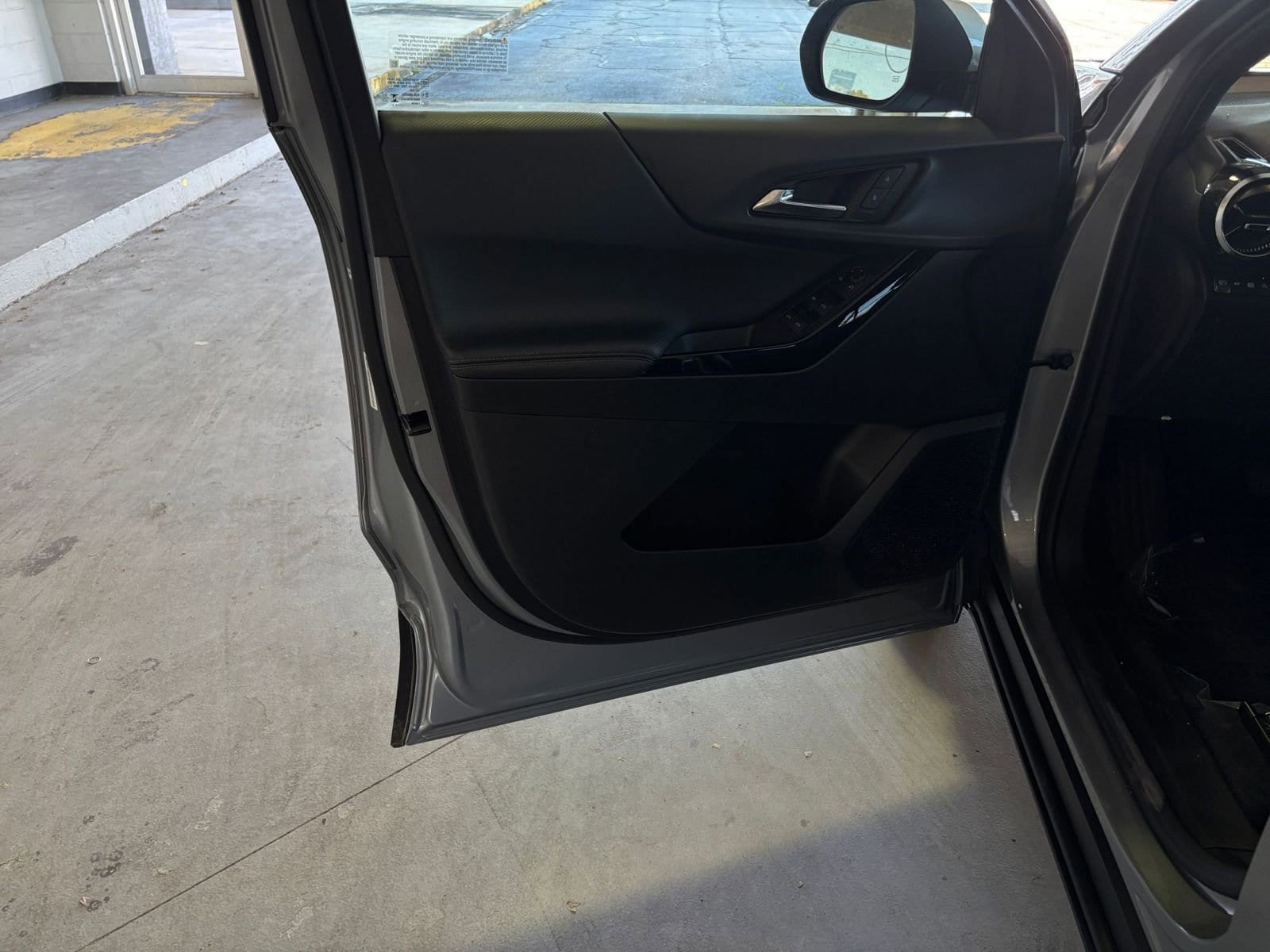 Thumbnail: 2025 Chevrolet Equinox - 20