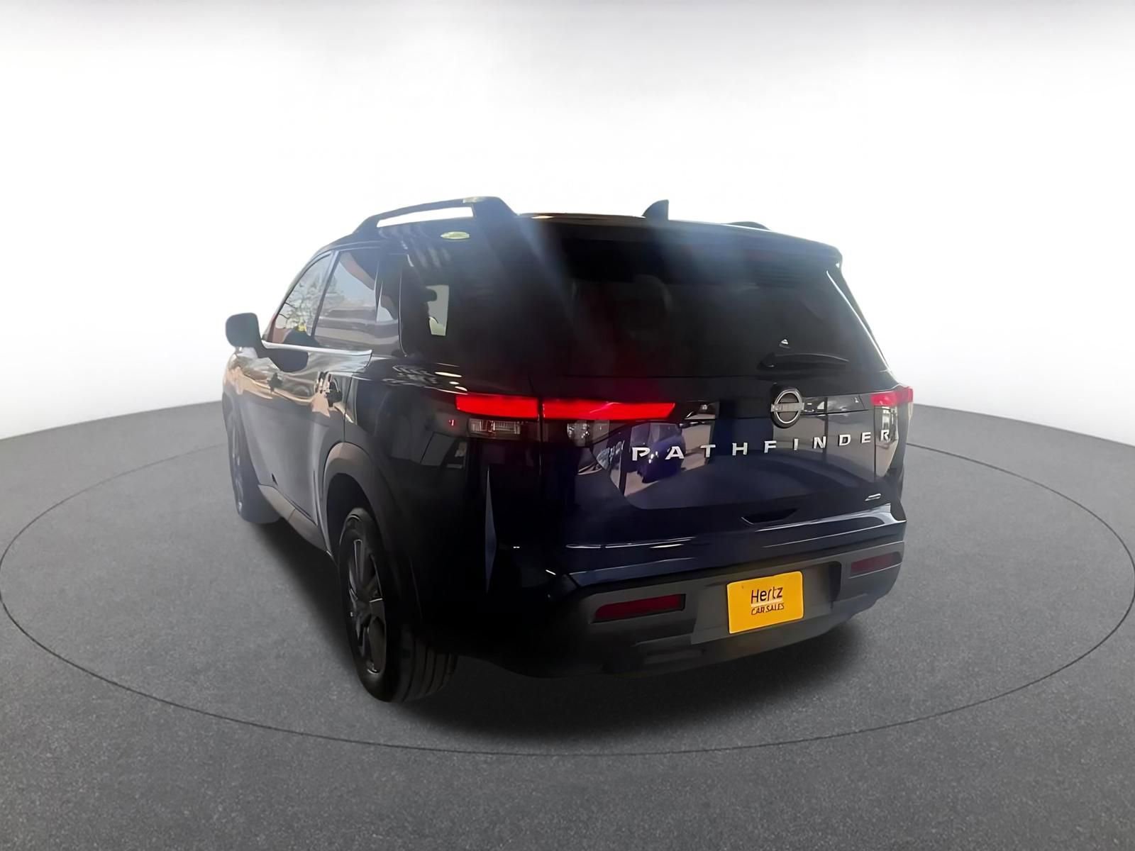 Thumbnail: 2025 Nissan Pathfinder - 16