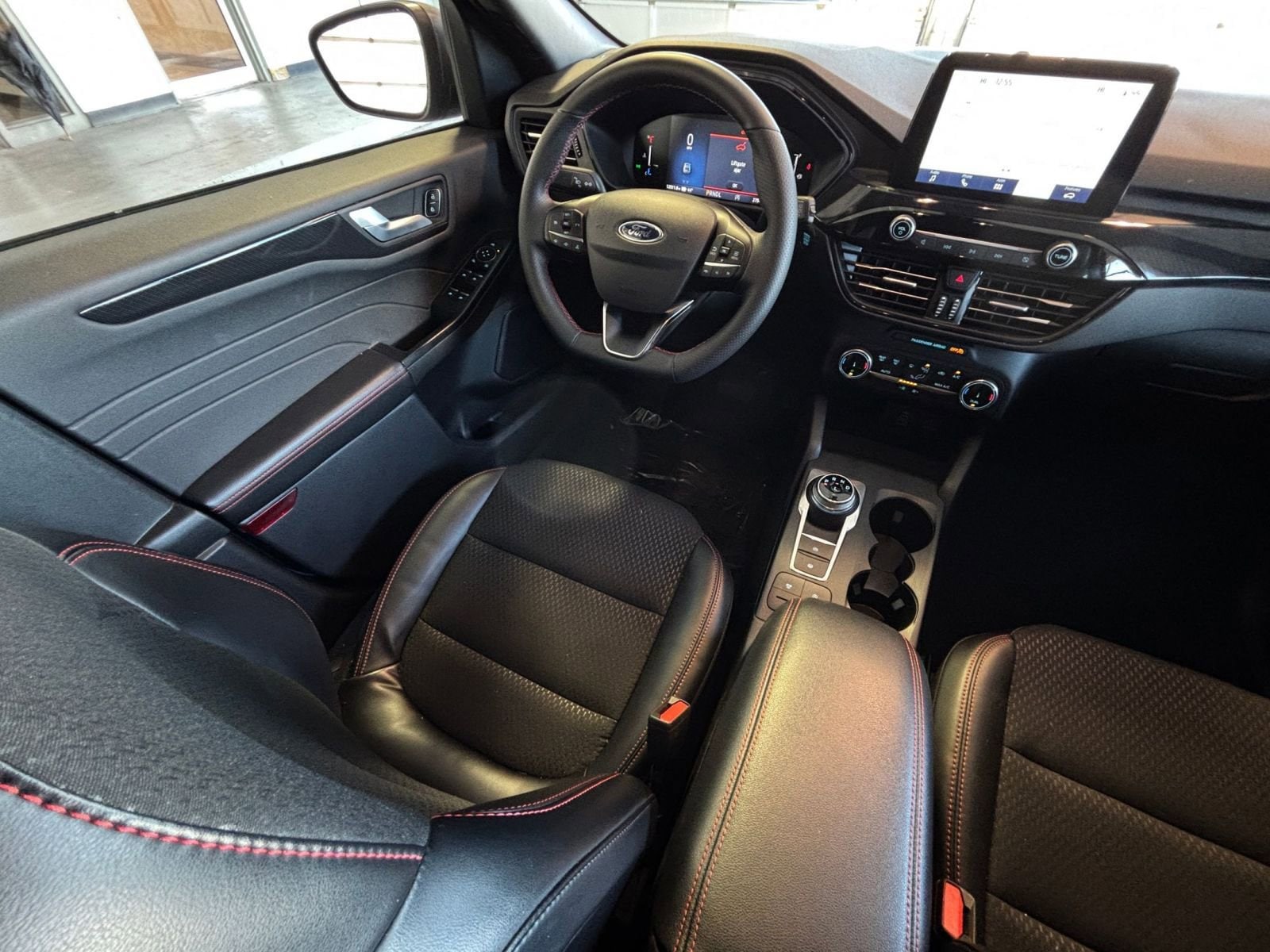 Thumbnail: 2025 Ford Escape - 34