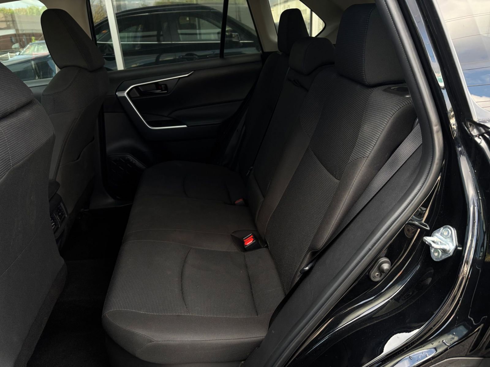 Thumbnail: 2025 Toyota RAV4 - 25