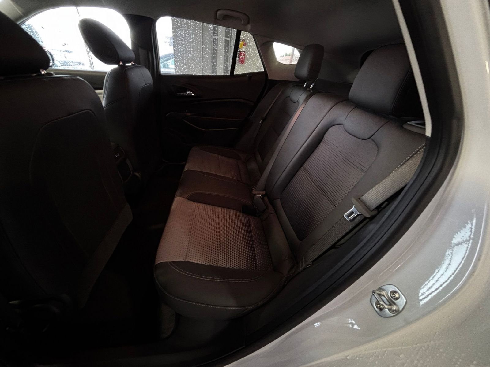 Thumbnail: 2025 Chevrolet Trax - 25