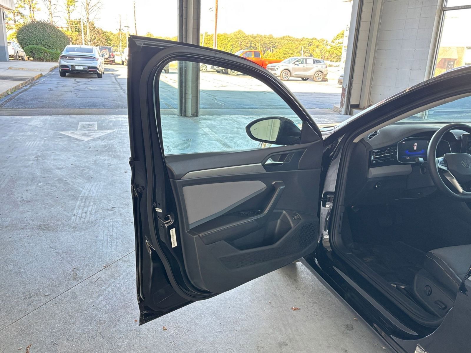 Thumbnail: 2025 Volkswagen Jetta - 20