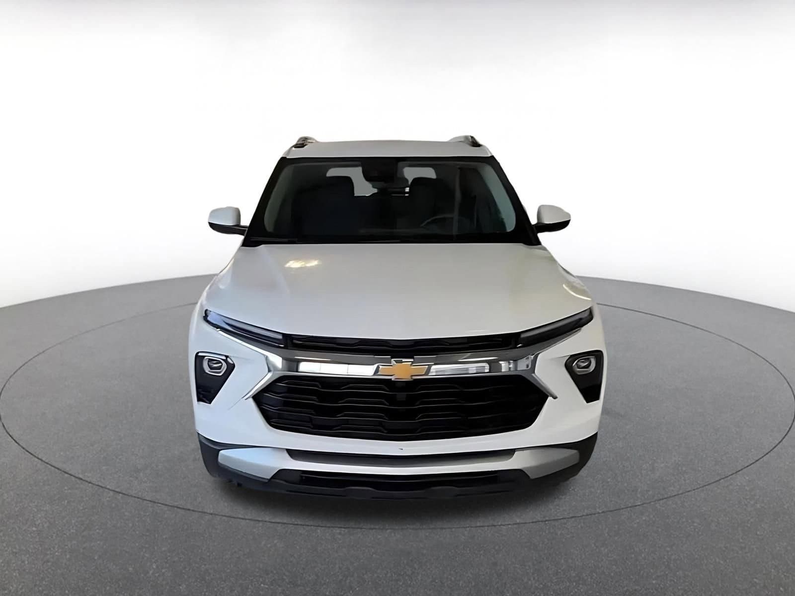 Thumbnail: 2025 Chevrolet TrailBlazer - 5