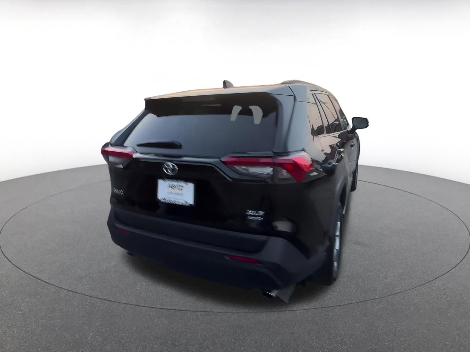 Thumbnail: 2025 Toyota RAV4 - 20