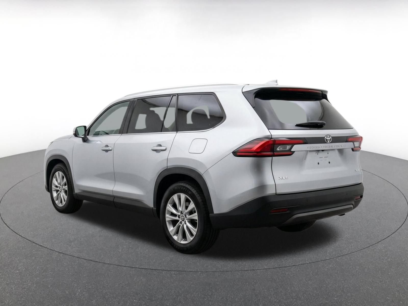 Thumbnail: 2025 Toyota Grand Highlander - 5
