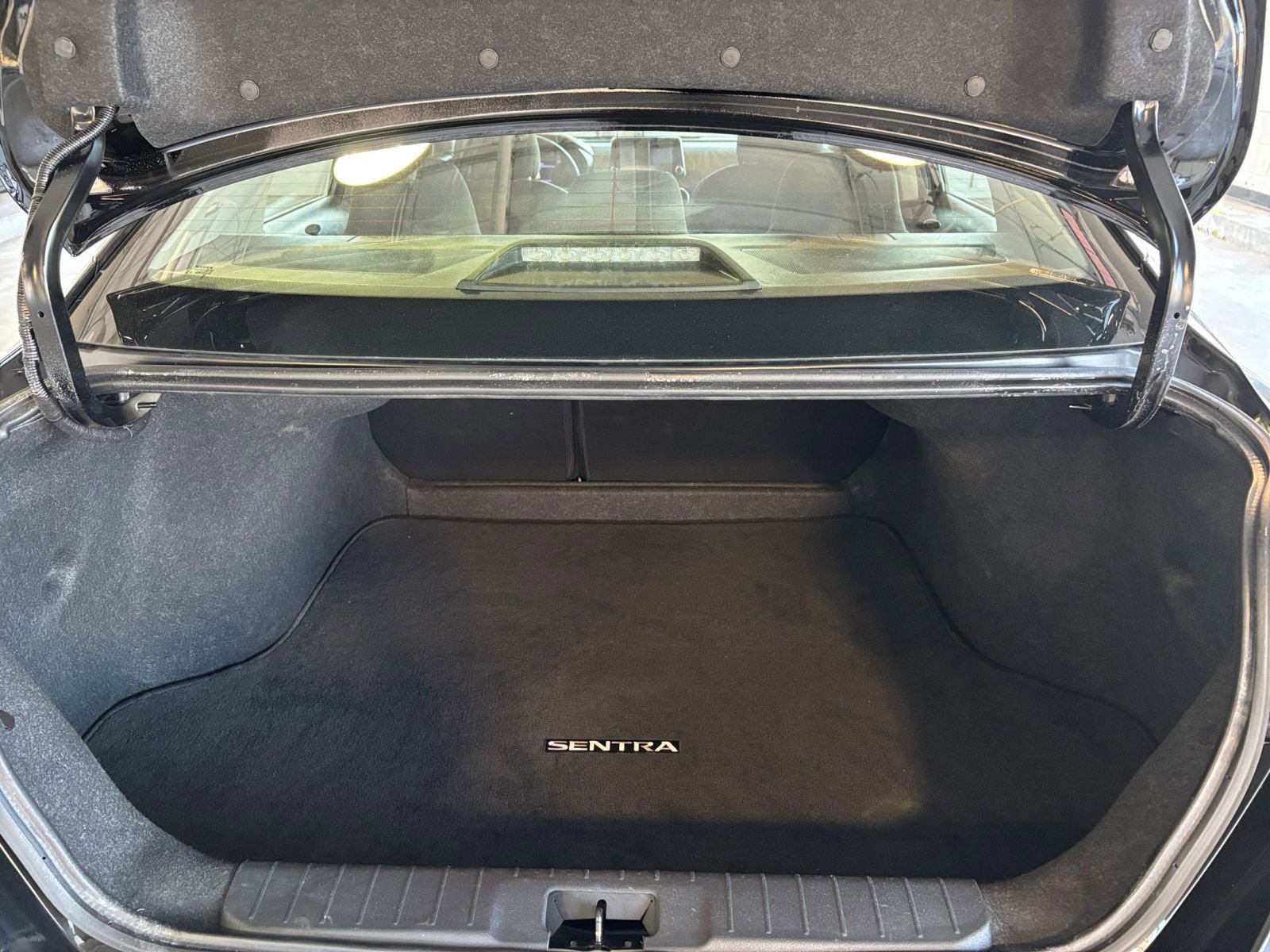 Thumbnail: 2025 Nissan Sentra - 30