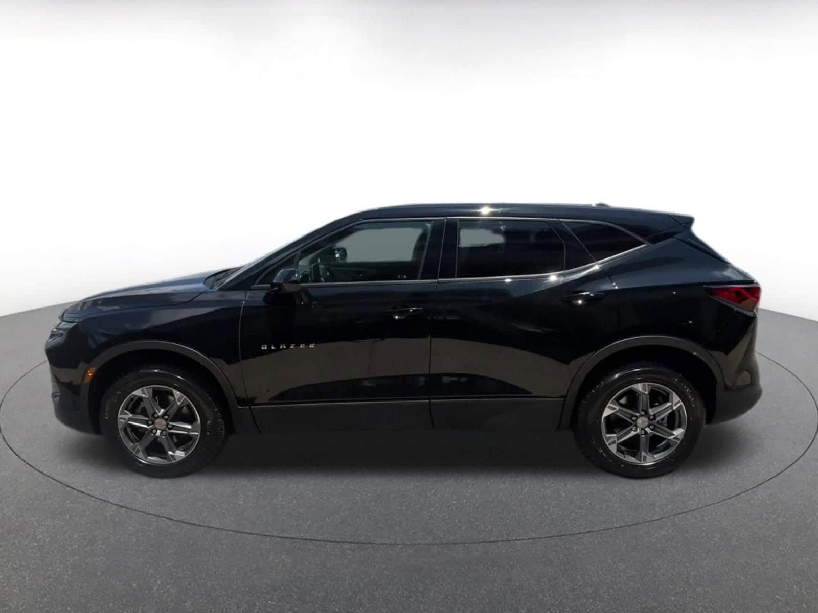 Thumbnail: 2025 Chevrolet Blazer - 8
