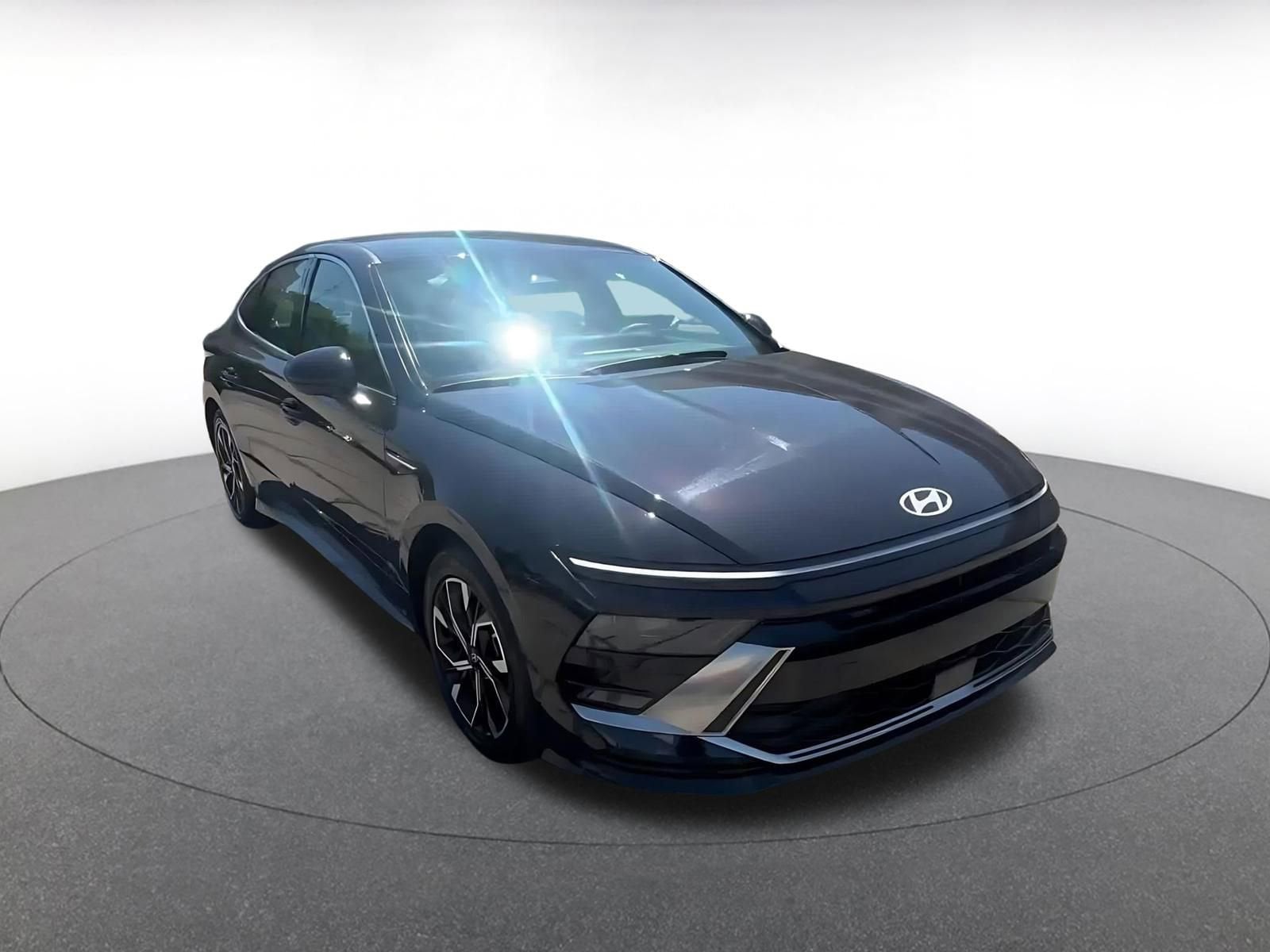 Thumbnail: 2025 Hyundai Sonata - 3