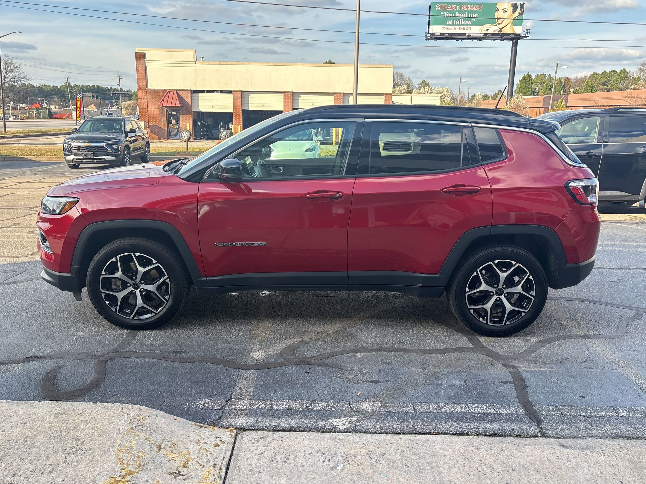 Thumbnail: 2025 Jeep Compass - 7