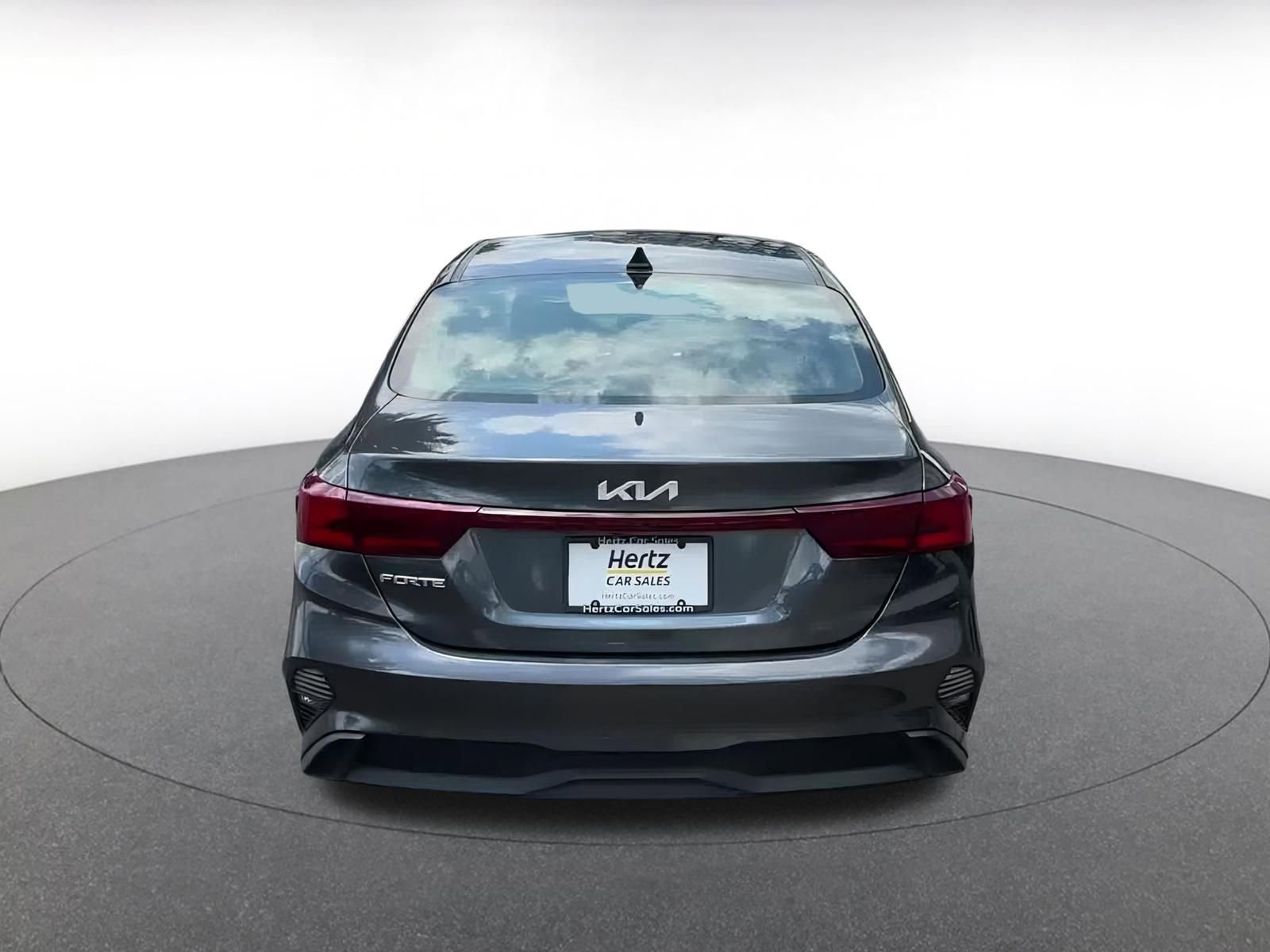 2024 Kia Forte LXS 12