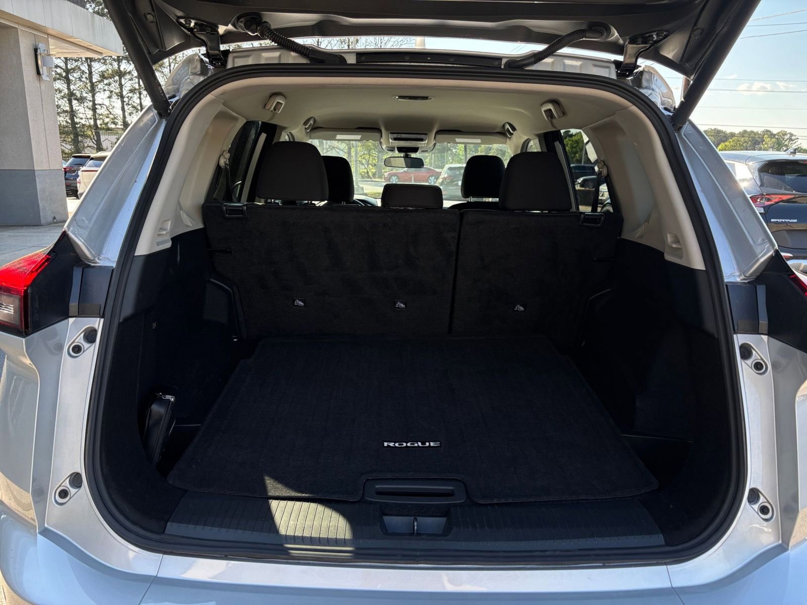 Thumbnail: 2025 Nissan Rogue - 33