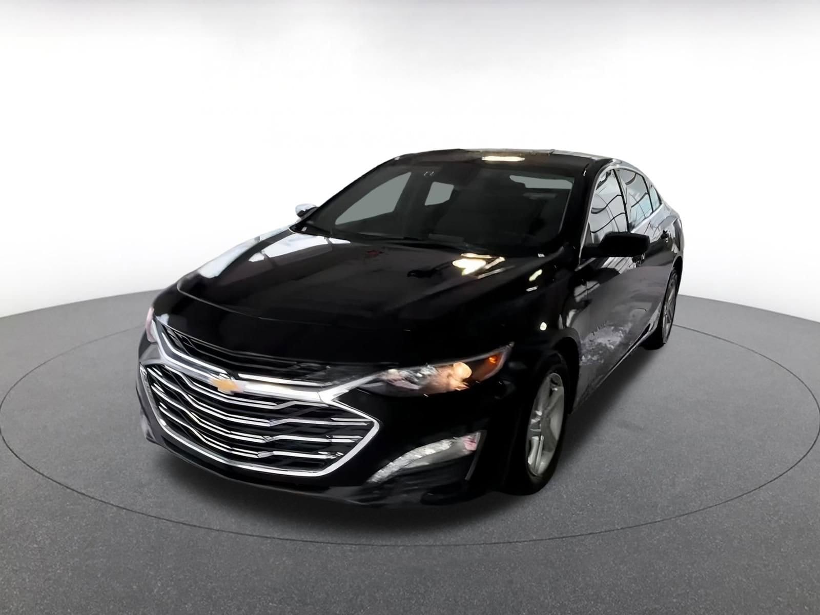 Thumbnail: 2023 Chevrolet Malibu - 6