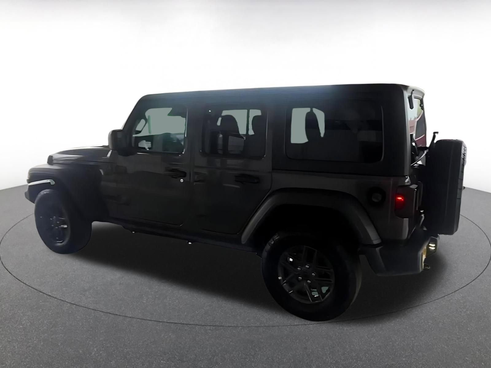 Thumbnail: 2025 Jeep Wrangler - 16