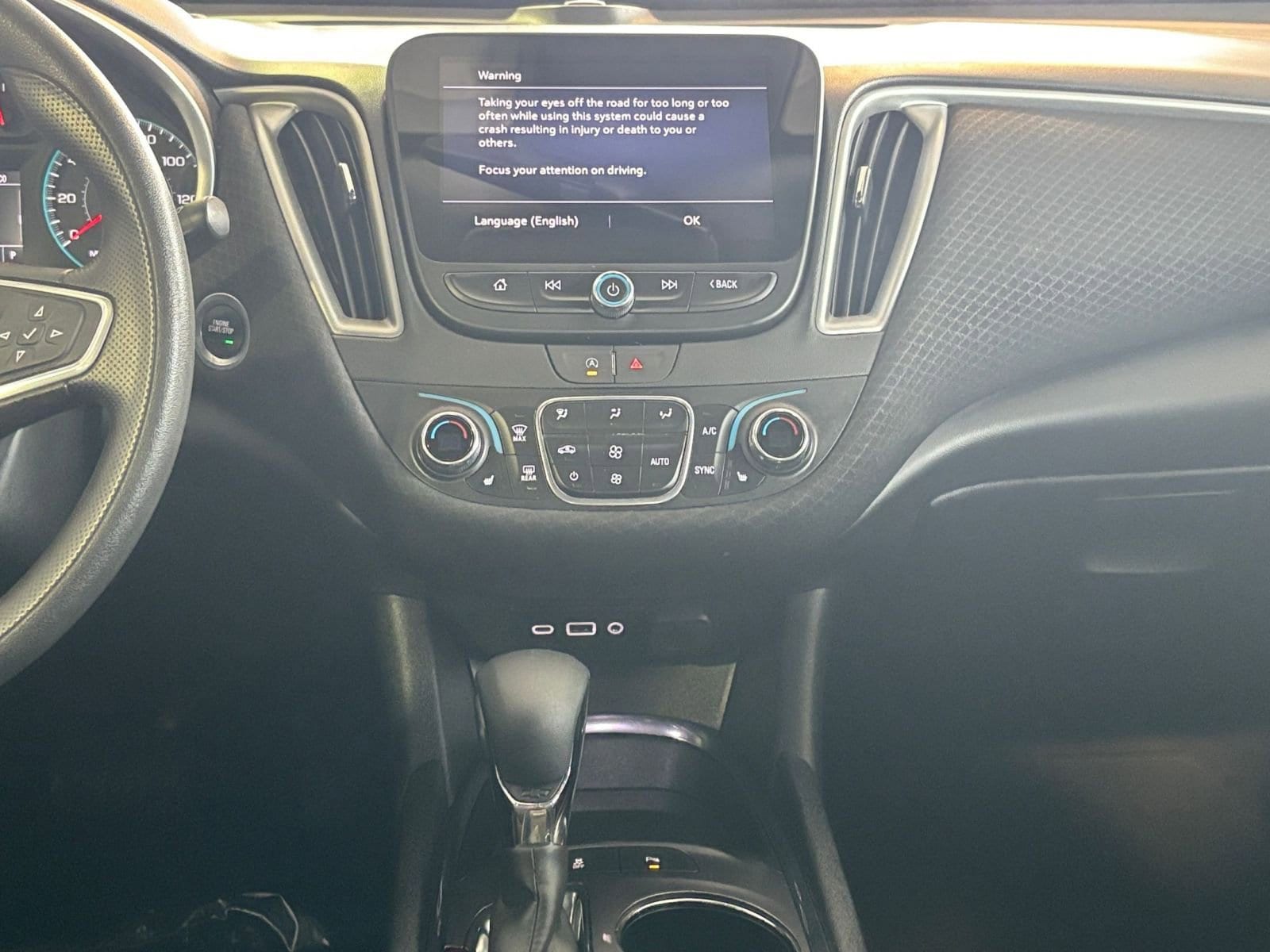 Thumbnail: 2023 Chevrolet Malibu - 25