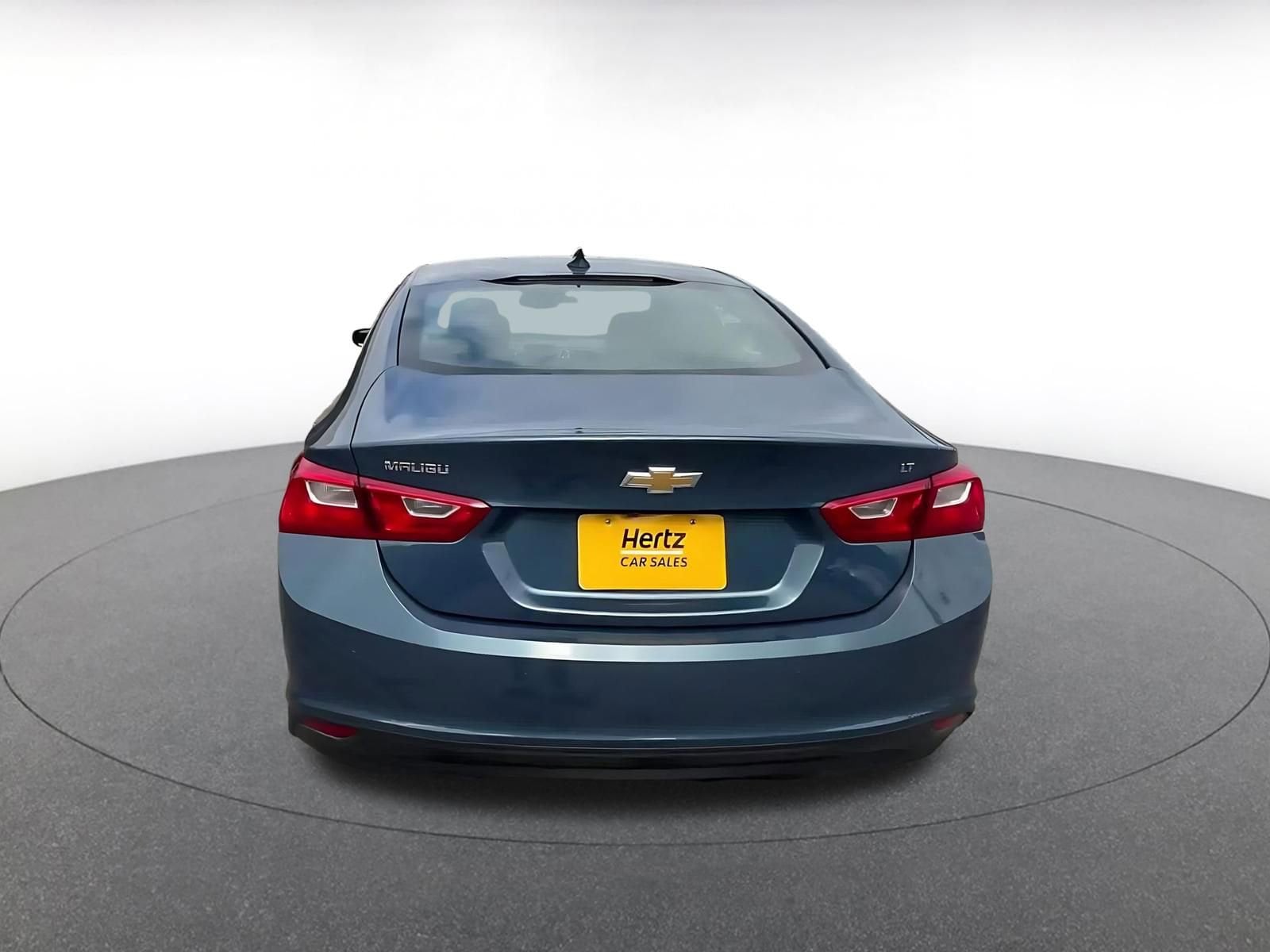 Thumbnail: 2024 Chevrolet Malibu - 12