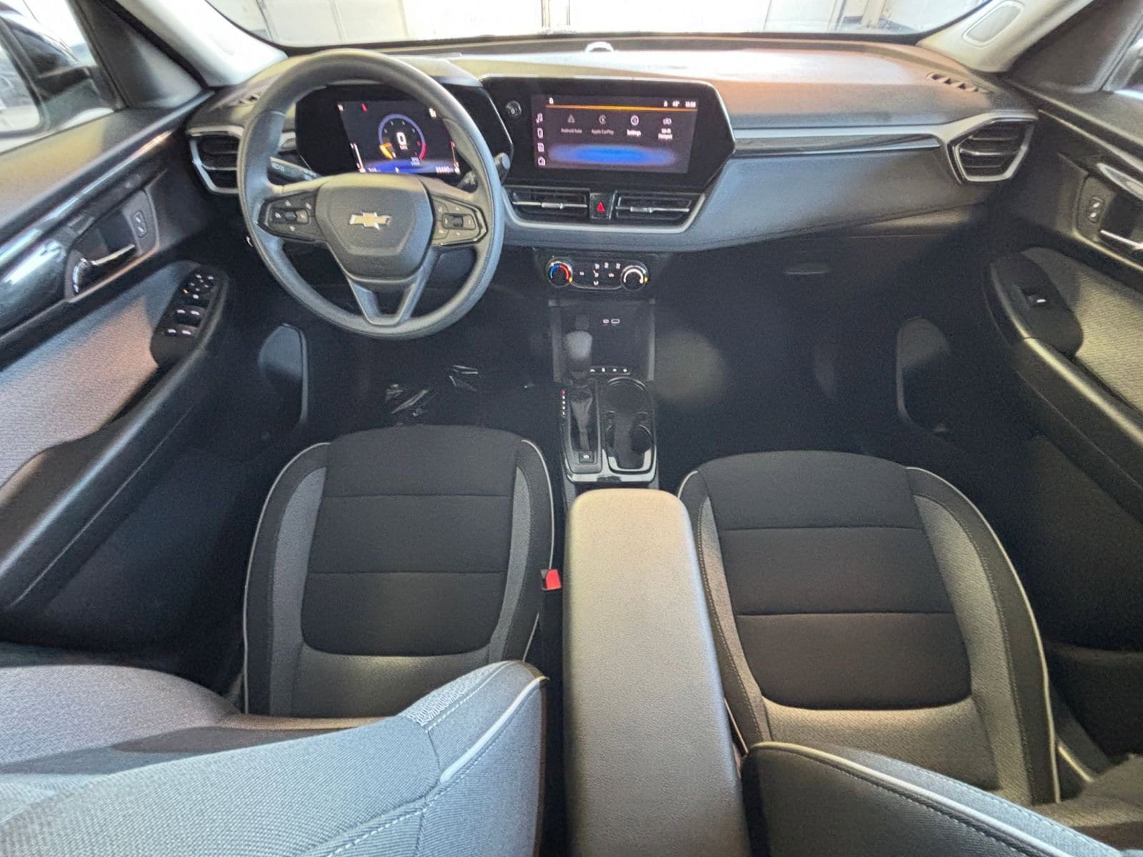 Thumbnail: 2025 Chevrolet TrailBlazer - 31