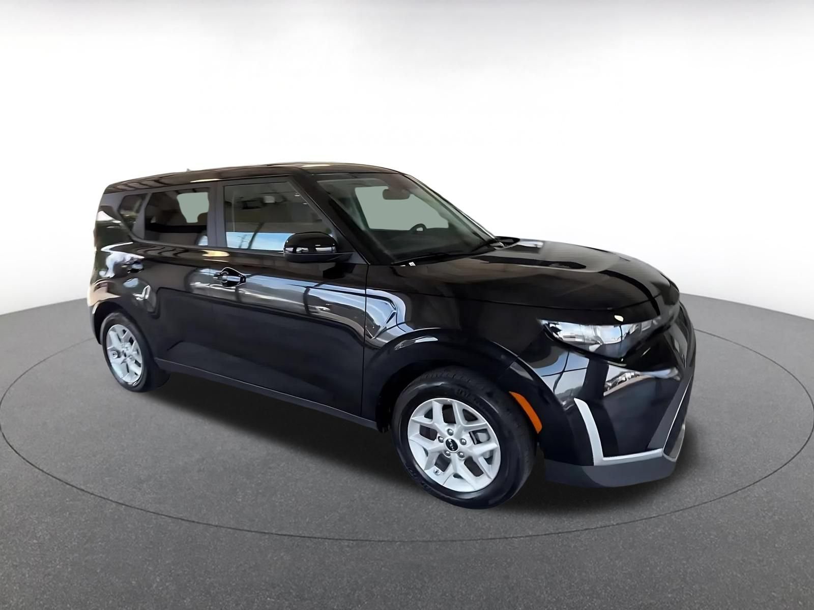 Thumbnail: 2025 Kia Soul - 2