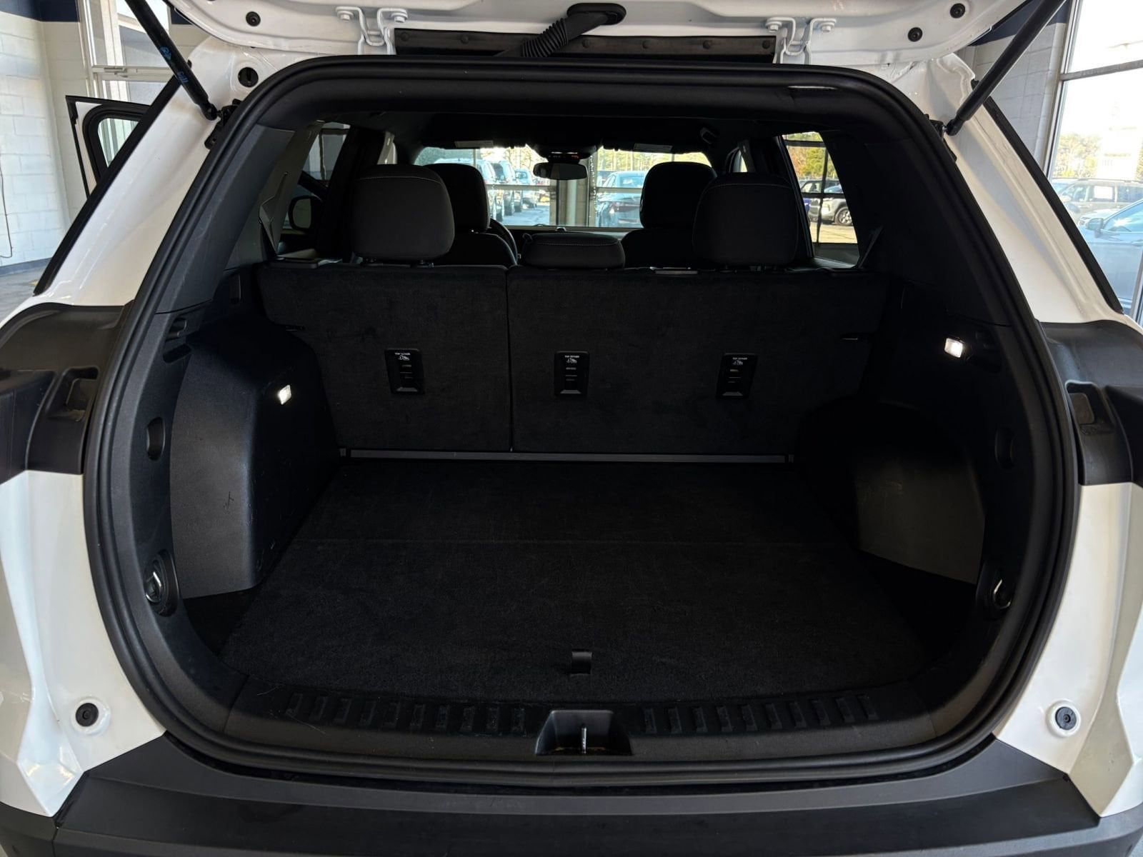 Thumbnail: 2025 Chevrolet Equinox - 30